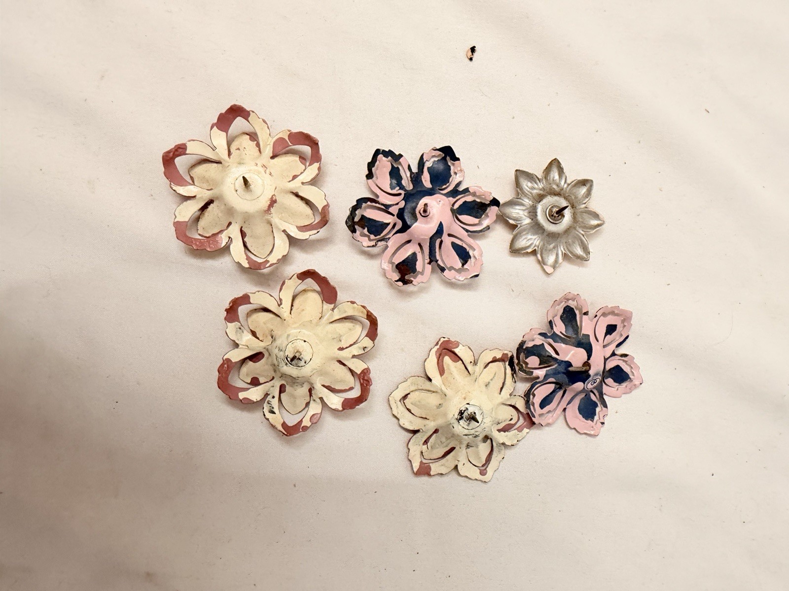 Old Vintage Curtain Drapery Push Pin Tie Backs Metal Lot Floral Flowers Apple