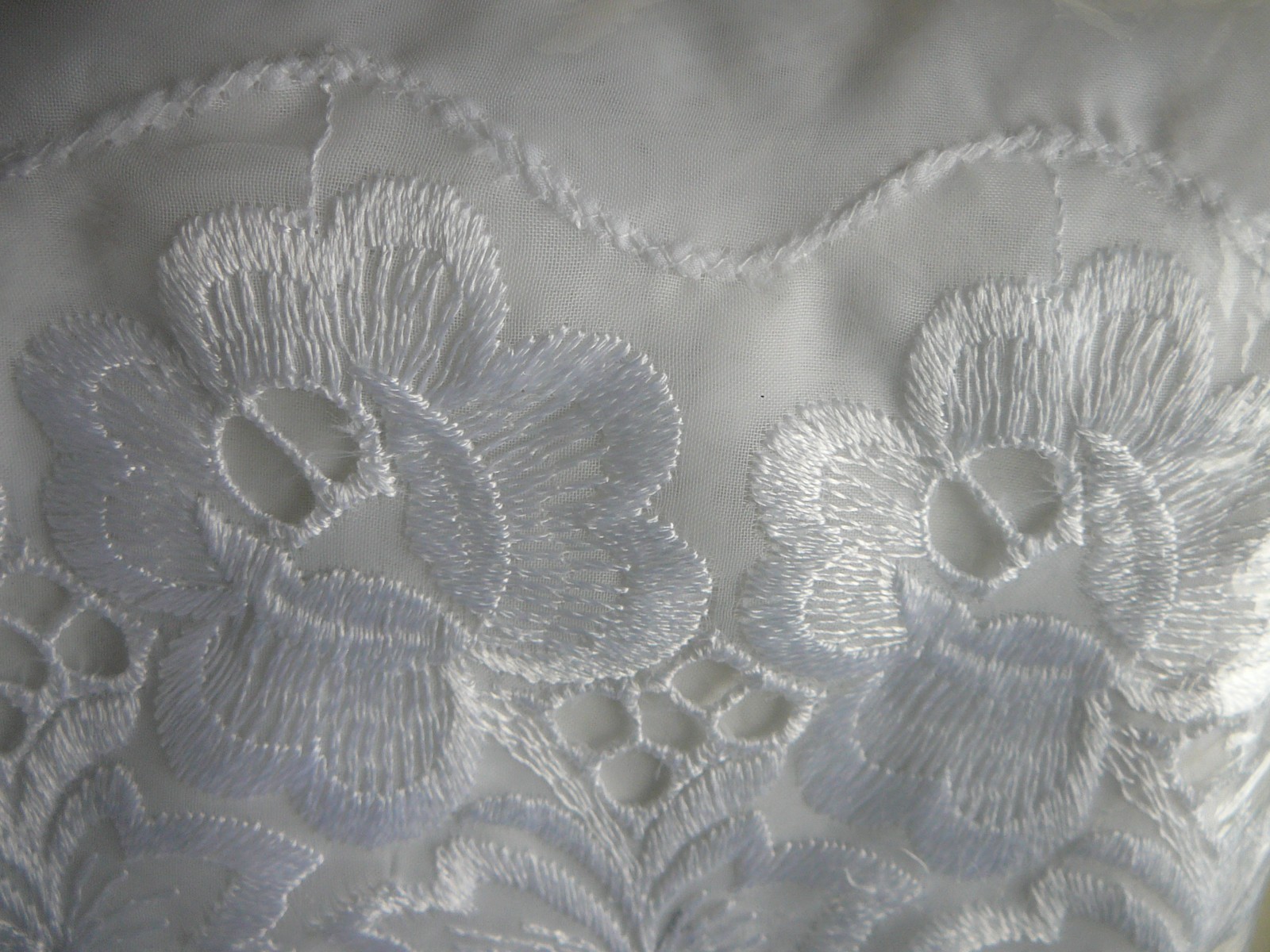 Embroidered Polyester White Lace Lisbon Style Curtain Made In Spain-60″ x 84″