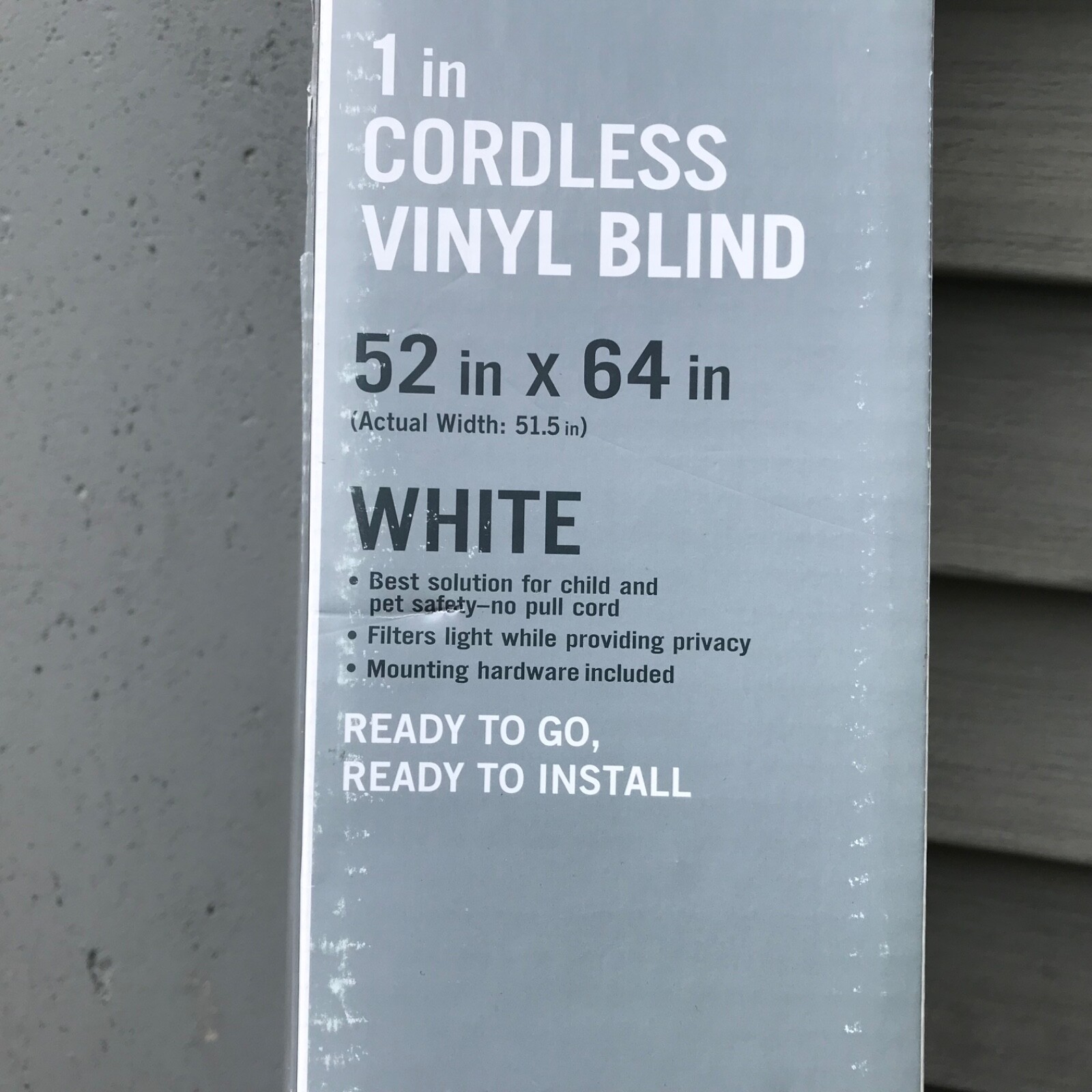 1 in Cordless Light Filtering Shade Vinyl Blind 52 in x 64 in White Privacy New