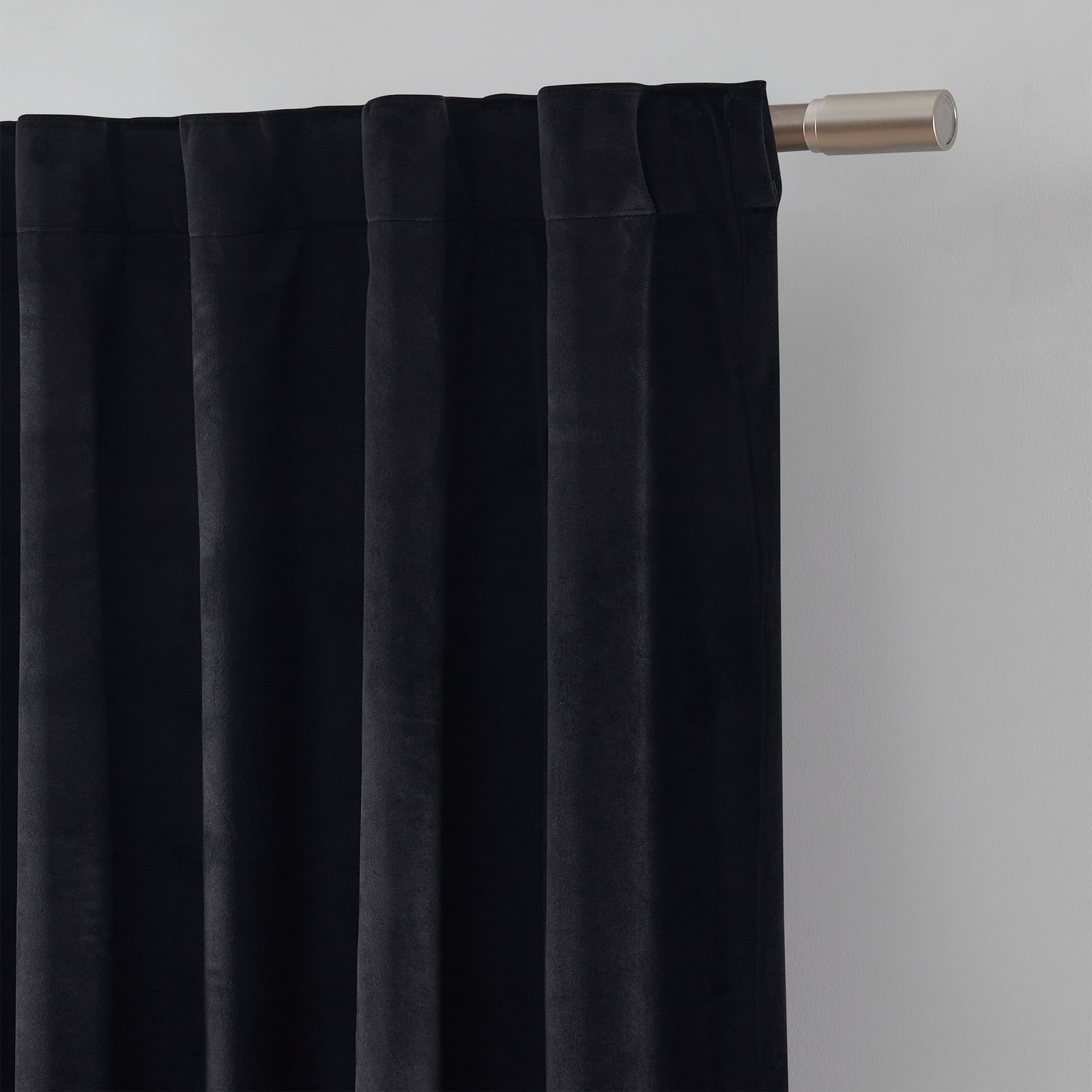 Dutch Velvet Solid 100% Blackout Single Curtain Panel Navy 52″ W x 84″ L