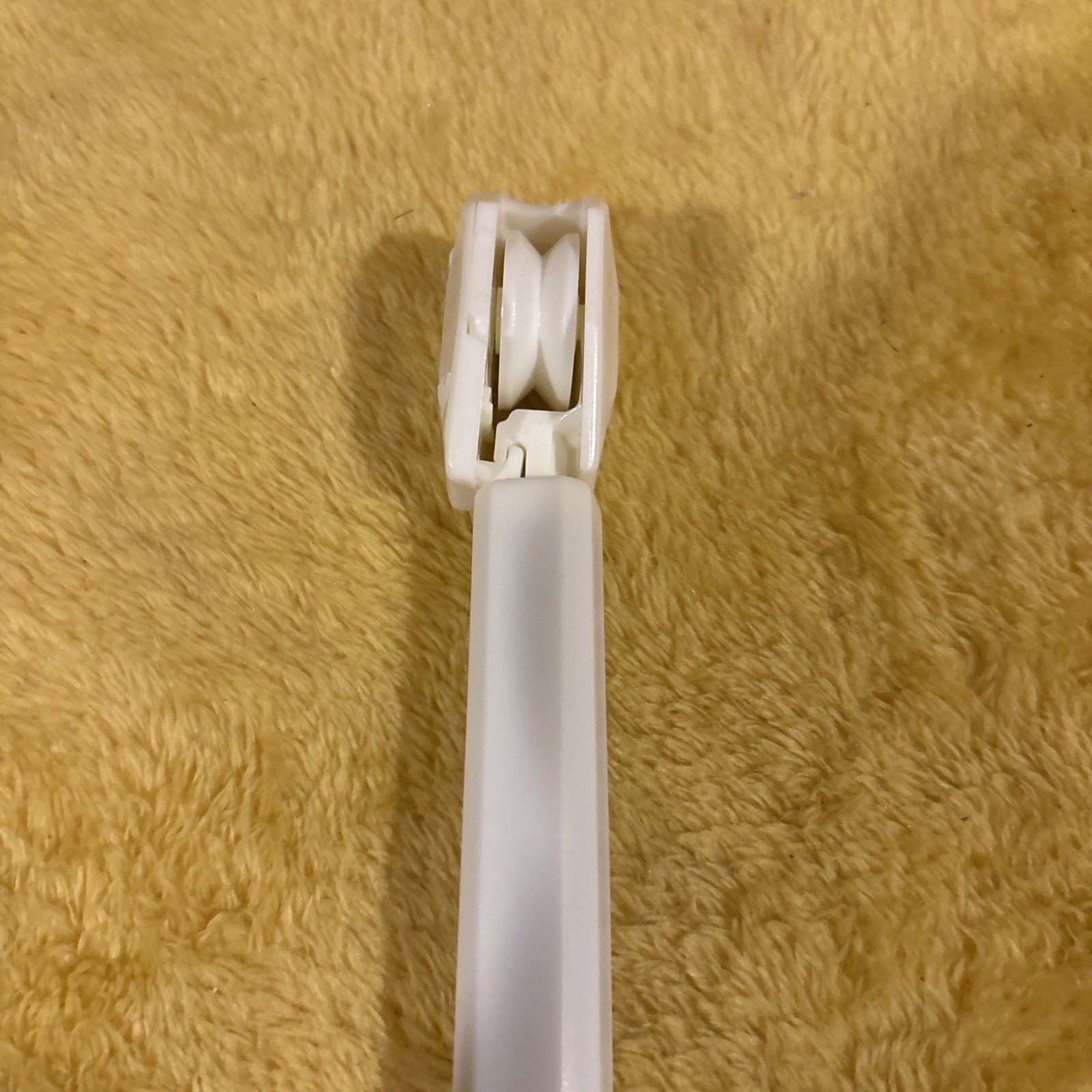 BRAND NEW GENERIC TRAVERSE ROD DRAPERY CURTAIN CORD TENSION PULLEY