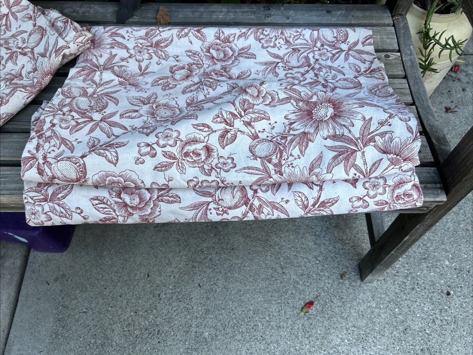 Vintage Red & Cream French Country Pomegranate Toile Drapes Curtains! 44”x 74”