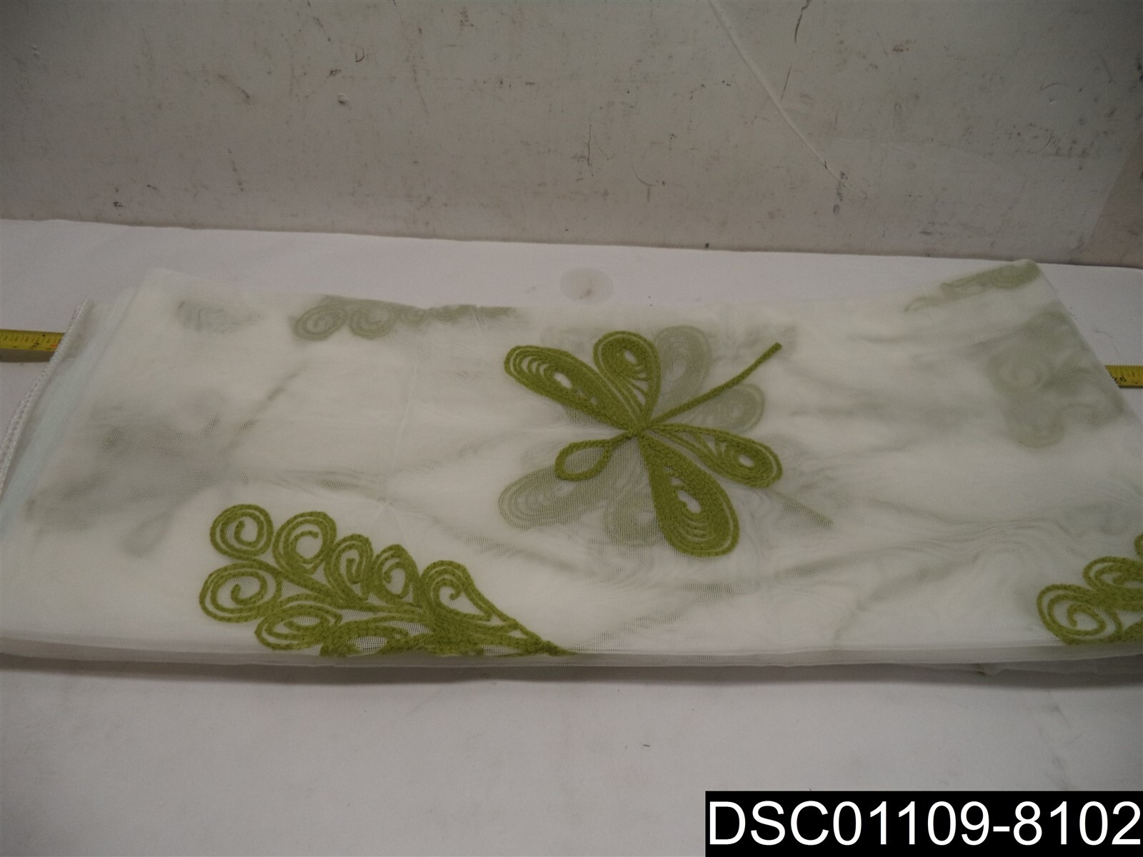 Melodieux Wheat Embroidery Sheer Window Voile Curtain 52″ by 84″ White/Green