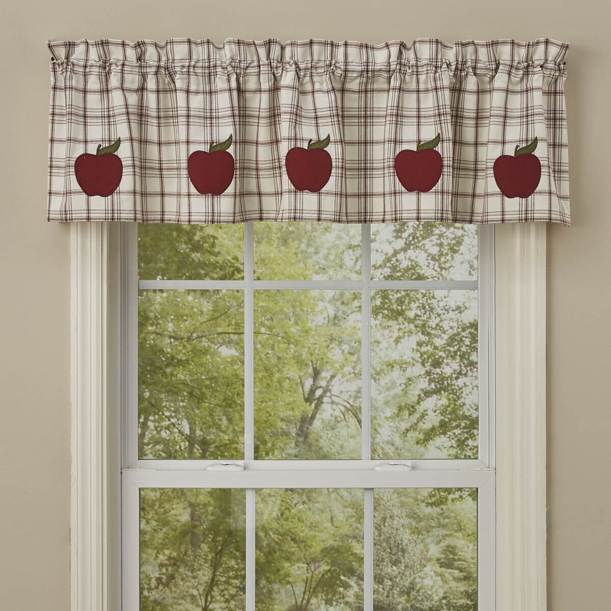 Apple Orchard Valance Plaid with Applique’ Red Apples Across Bottom Lined Park