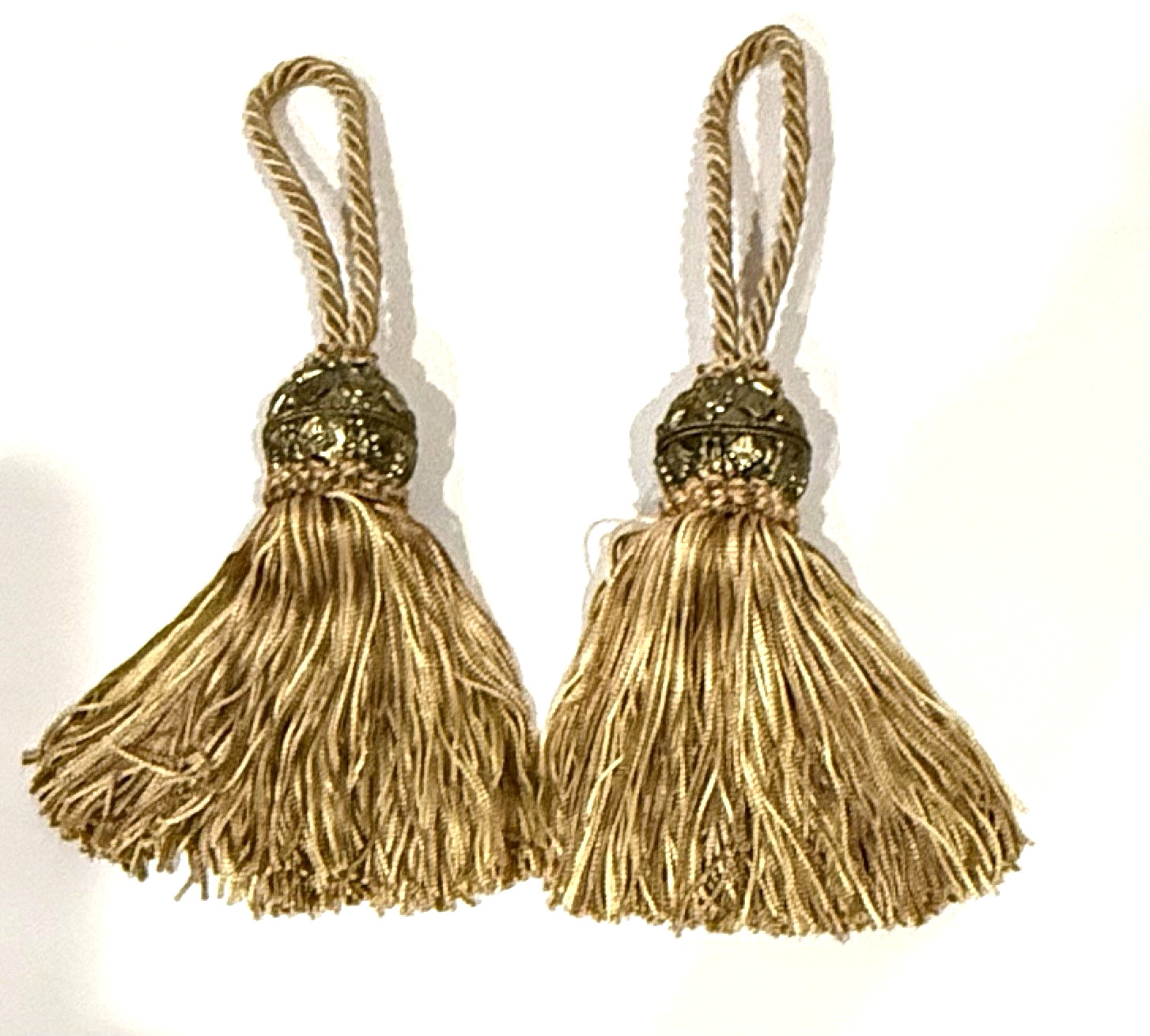 Set of 2 Curtain Tie Back Tassels Rich Gold Metal Drapery Holdbacks Luxury Decor