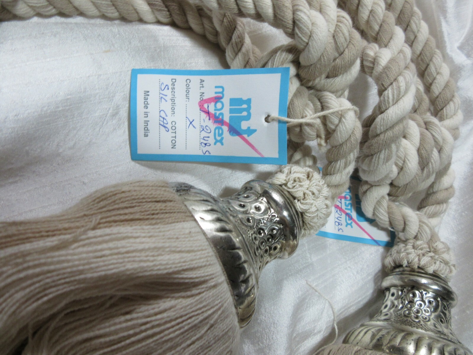 18 New Drapery Tie-Back Ropes & Large Tassels in Pale Tan/Beige & off White Lot