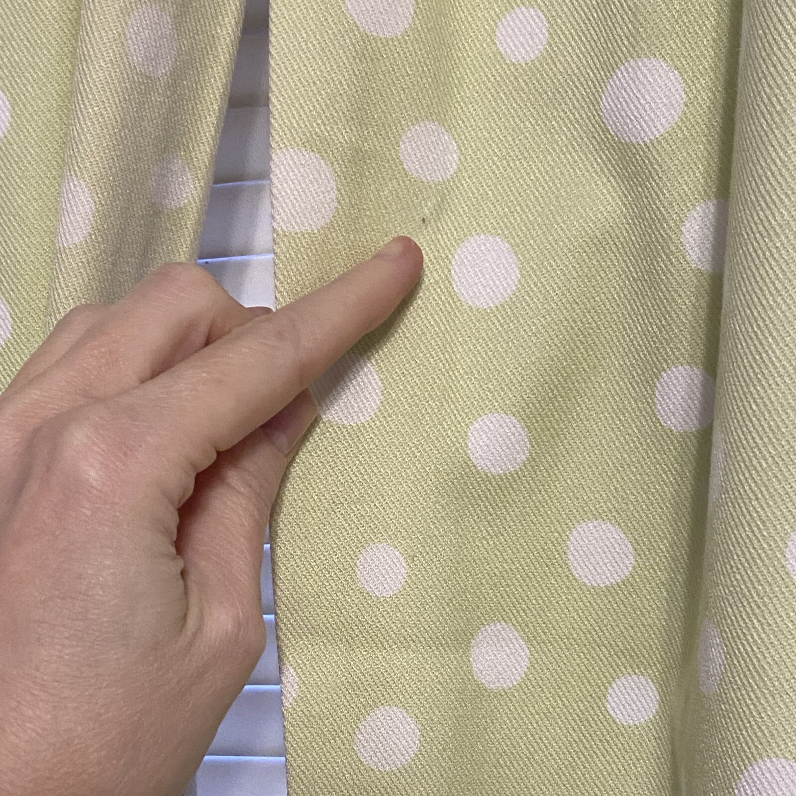 Pottery Barns Kids 44×63 in Lined Curtain Panels 2 Drapes Green White Polka Dot