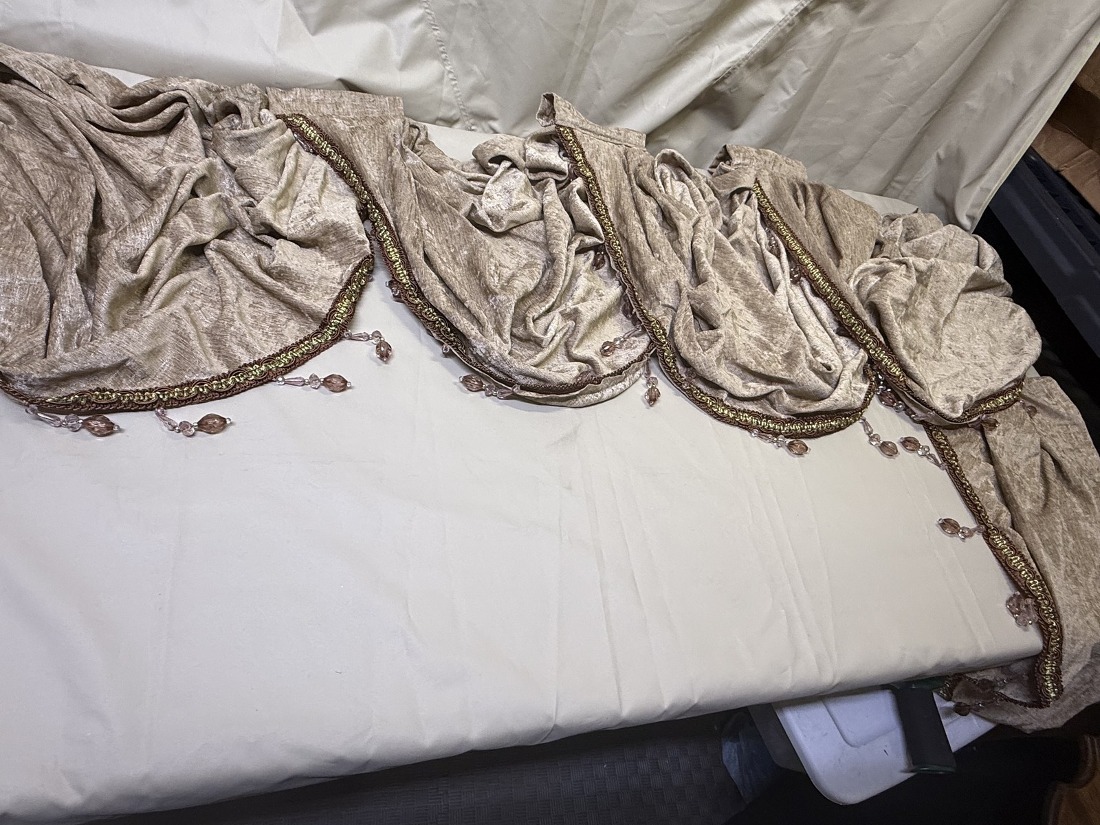 ELKCA Coffee Chenille Waterfall Valance 4 Hollow Swags Rod Pocket Panel