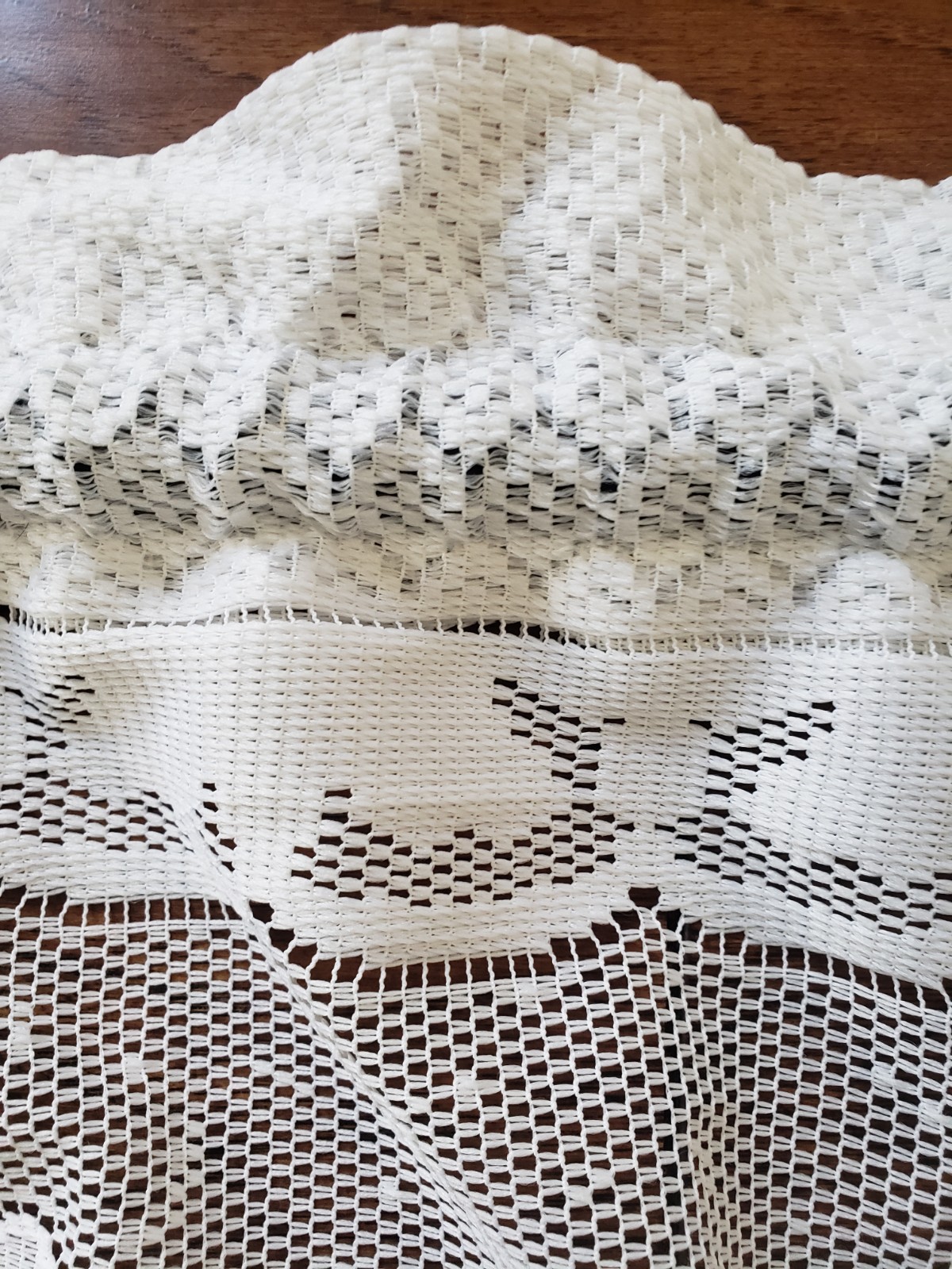 Vintage Filet Lace Curtain Valance Swag Scalloped Cottage Farmhouse 53″ Wide USA