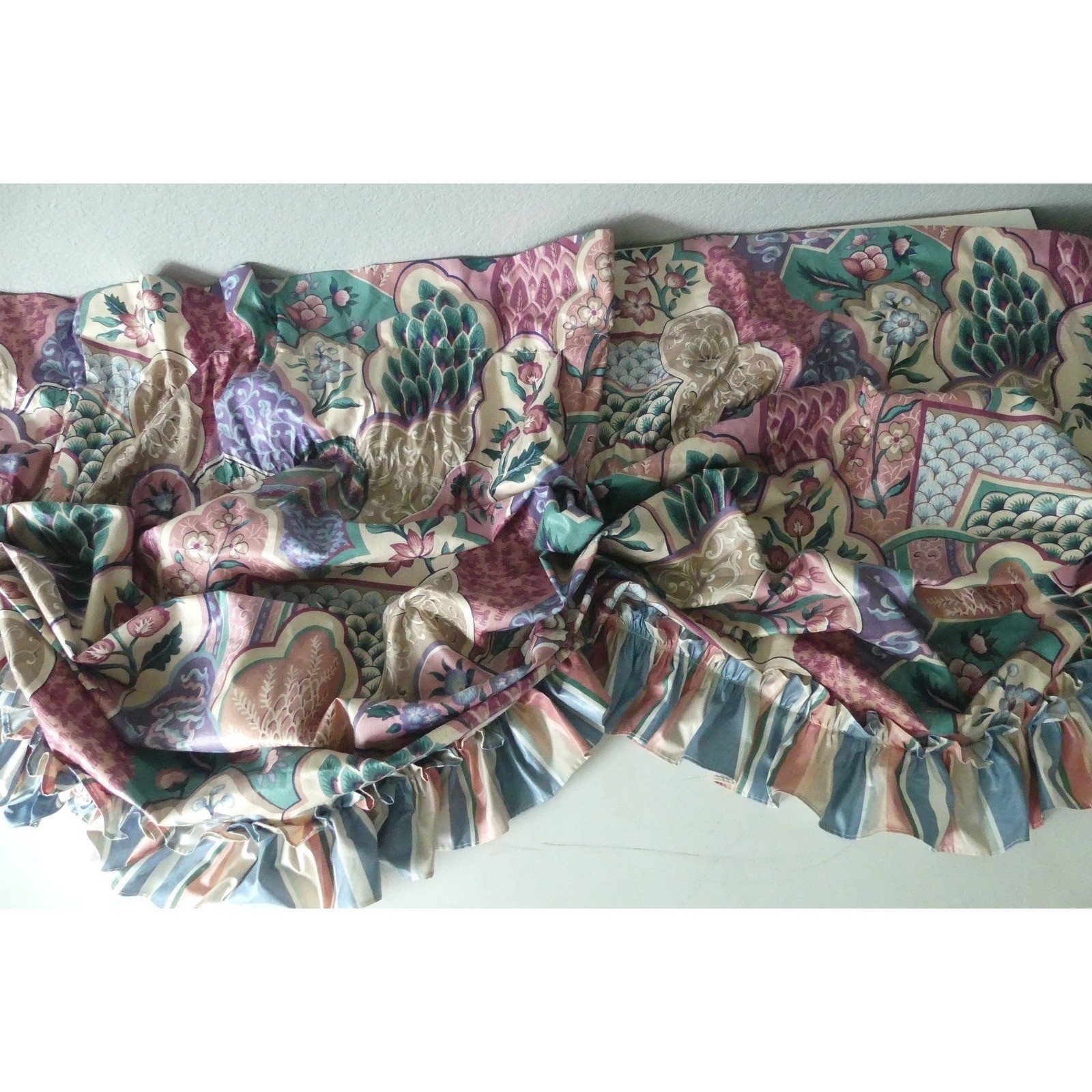 Vtg 80’s Gathered Floral Balloon Valance Ruffled Stripe Scalloped 146″x16″ Rod