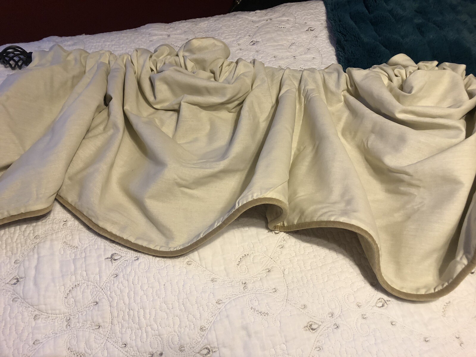 Country Curtains Tan Natural Velour lined Valance SZ AV 98″x25″ NEW Style R099