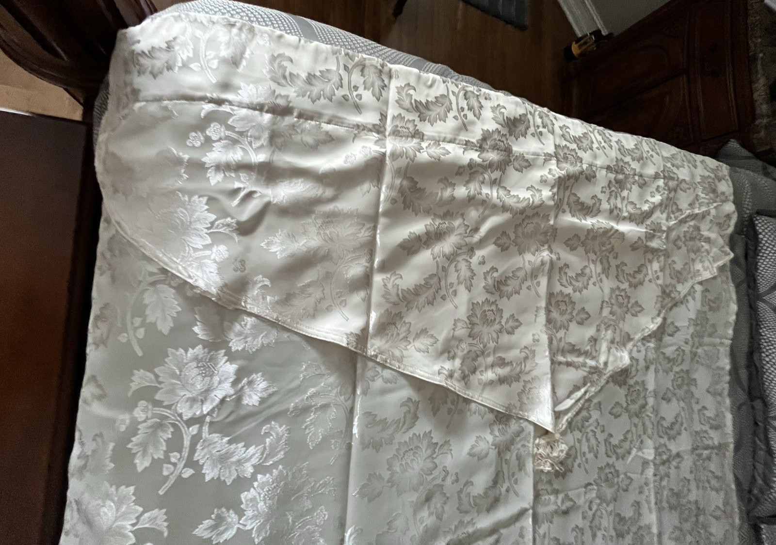 Damask Polyester Fabric Ivory Curtain Floral Scroll-54″ x 84″ each -2pcs