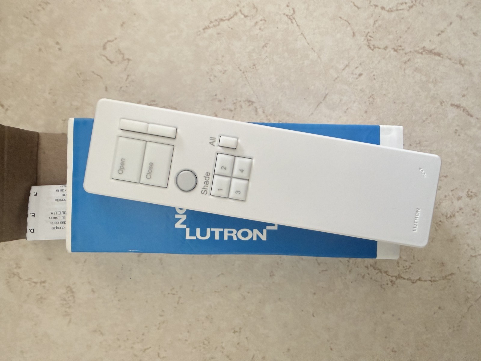 Lutron CS-YJ-4GC-WH Sivoia QS Wireless 4-Group RF Remote Control (White)