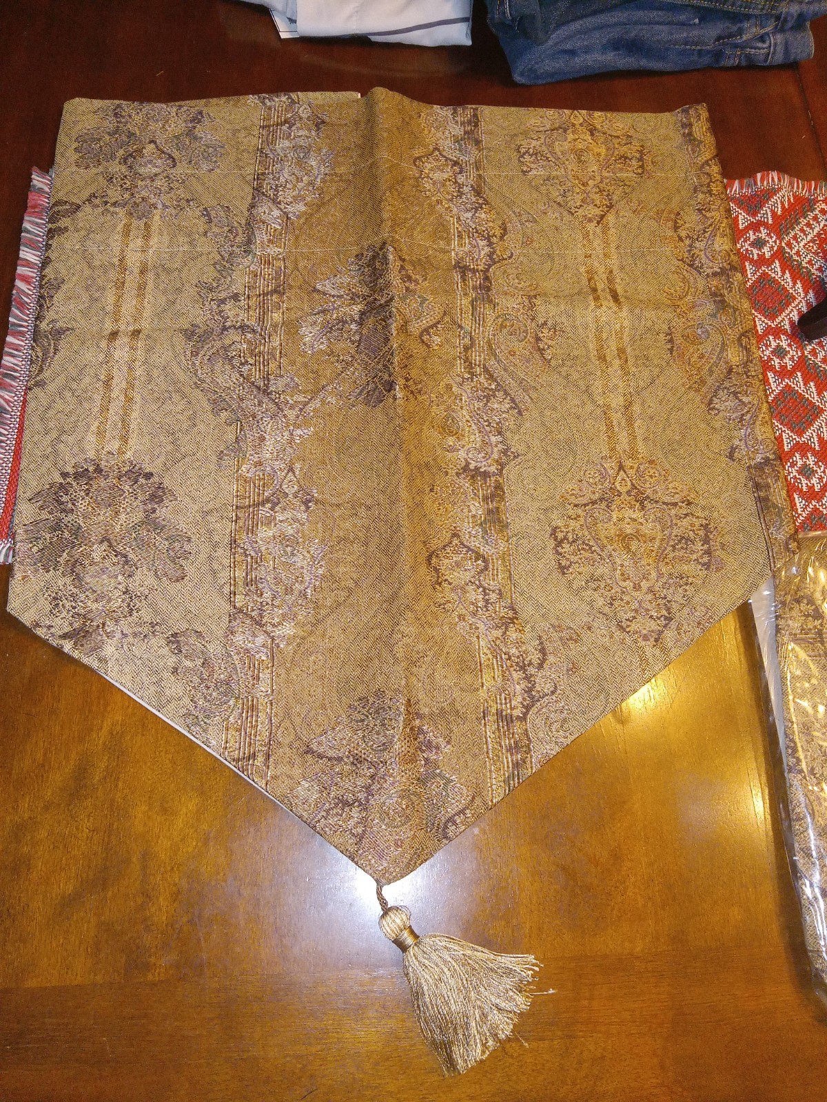 TWO CROSCILL ST JAMES ASCOT VALANCE PAISLEY BRONZE GOLD LINED 40 X 25 TASSELL