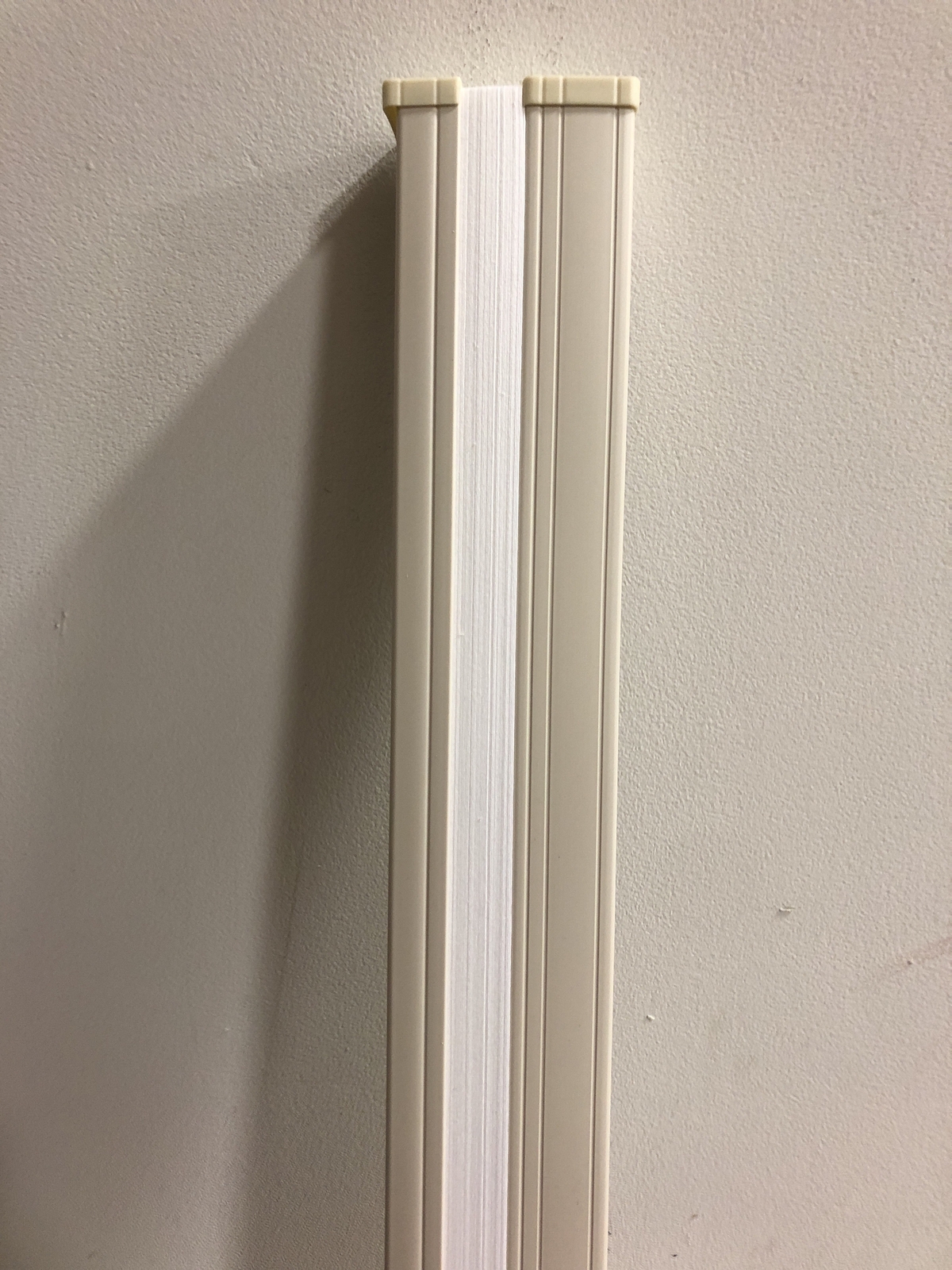 Cellular Shades for Windows – Parchment, Cordless, 27.5″W x 48″L