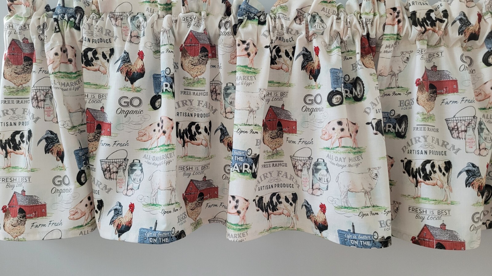 Country Farmhouse Valance Curtain, Farm Animal Themed Valance ( 41″ W x 15″ L)