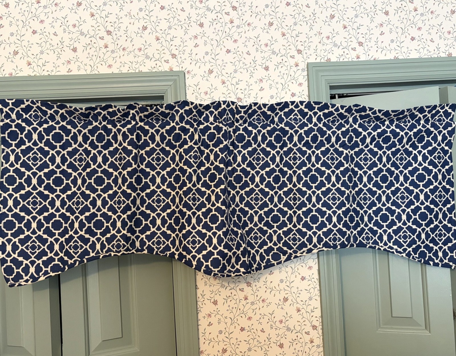 1 Waverly Valance Indigo Blue White Wave Lattice 50 x 18.4 in. Home Classic