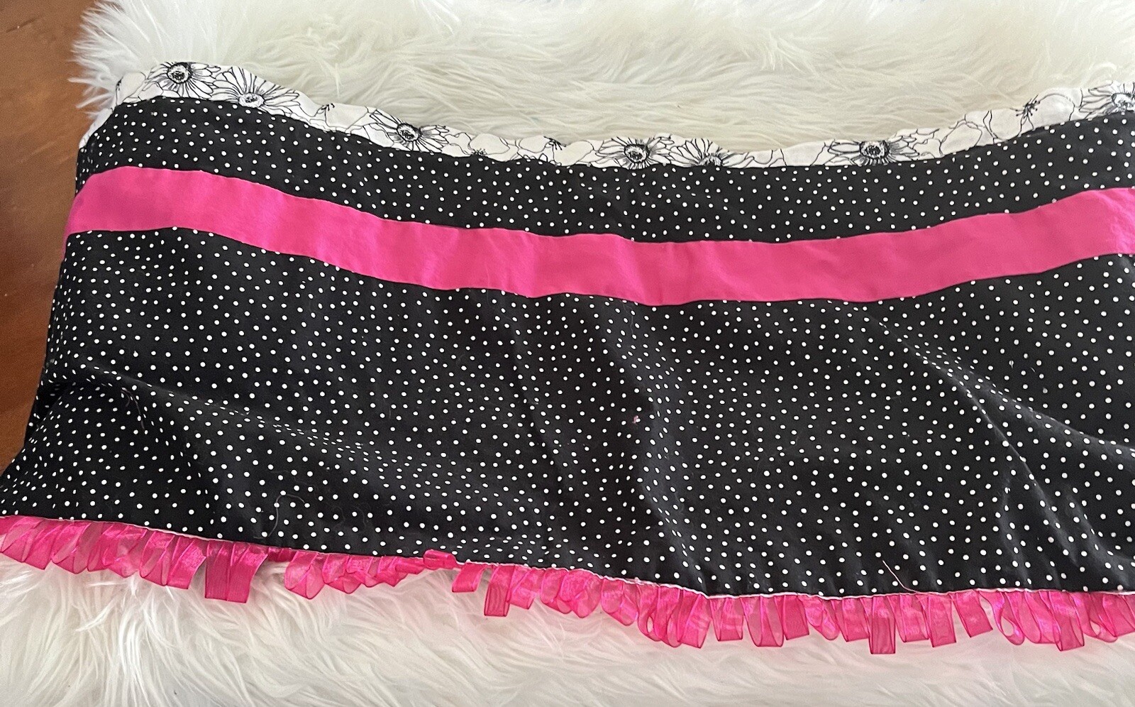 RETRO 38” L Reversible ValanceBlack/White PolkaDot/Fushia Pink & Flip Floral🩷🖤