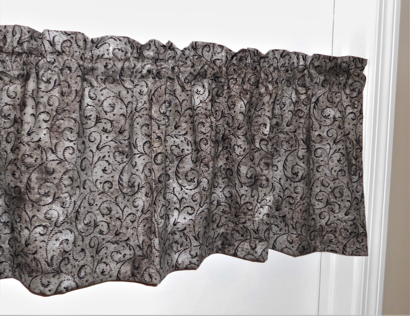 Gray Valance Gray Curtain Filigree Swirl Gray Black Mottled 42 x 14