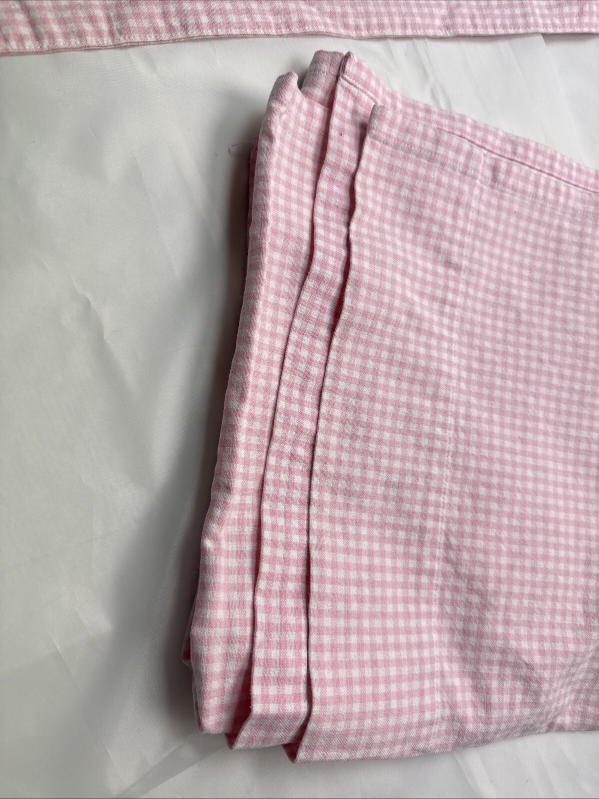 Pottery Barn Kids One Single Panel Gingham Drape shade 62” x 26” Pink White