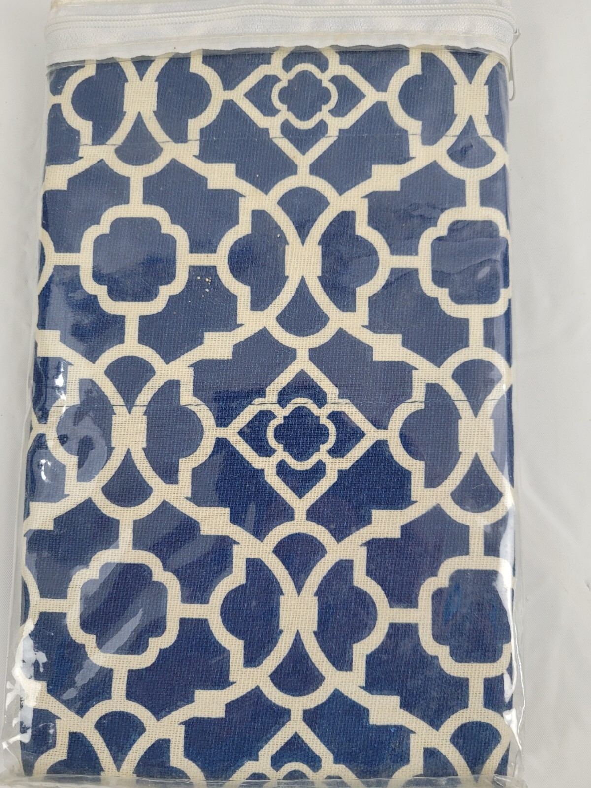 Waverly ONE Lovely Lattice Wave Indigo Blue Valance 50″ x 16″ NEW