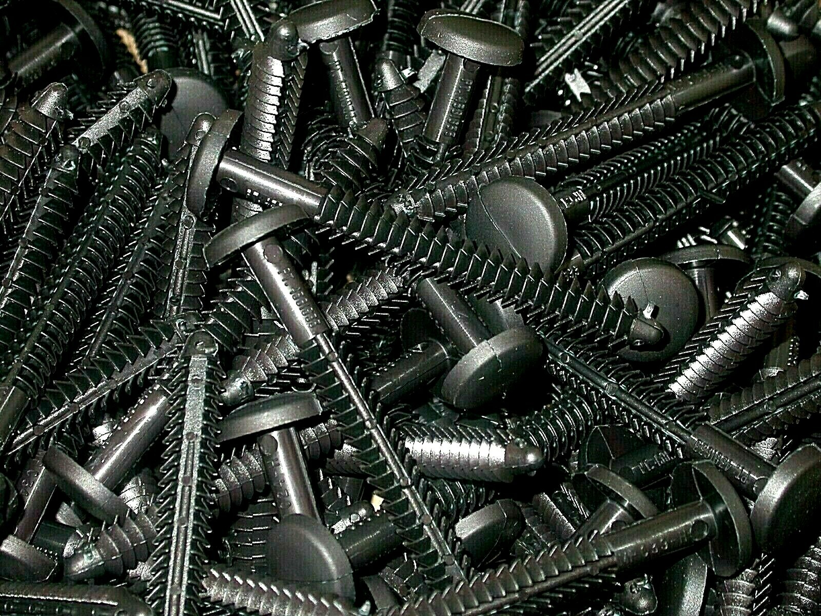 Black 85 Pack Window Shutters Panel Peg Loks 3″ Shutter Fasteners Spikes Bulk