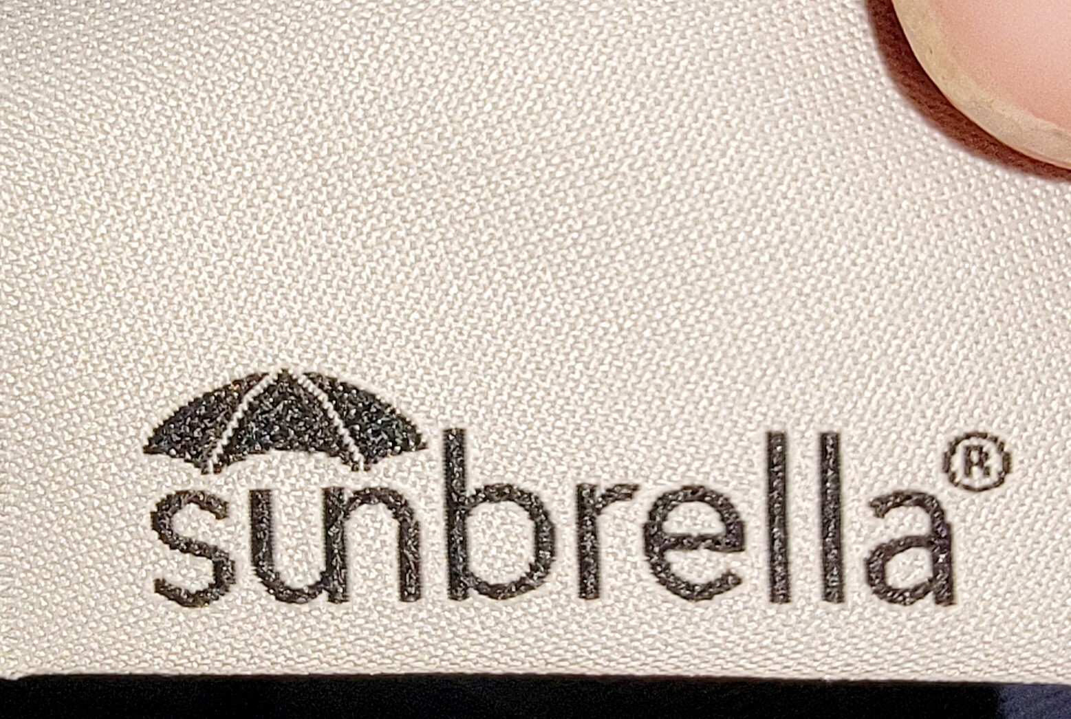 Pottery Barn Sunbrella Solid Outdoor Grommet Curtain Sapphire Blue 50×108 NEW