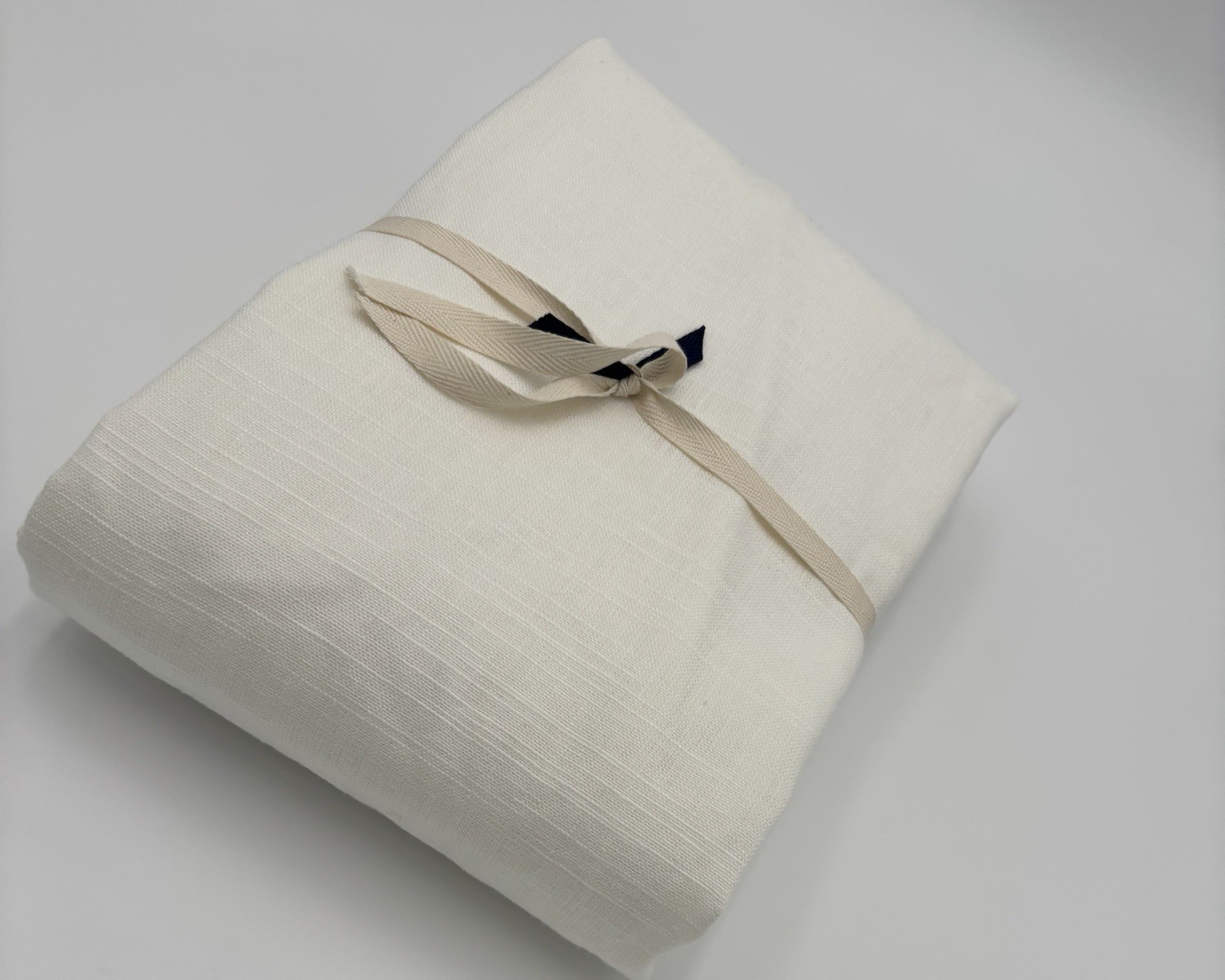 Pottery Barn Emery Linen Grommet Curtain ~ 50” x 84” ~ White ~ Ant Bronze ~ LF