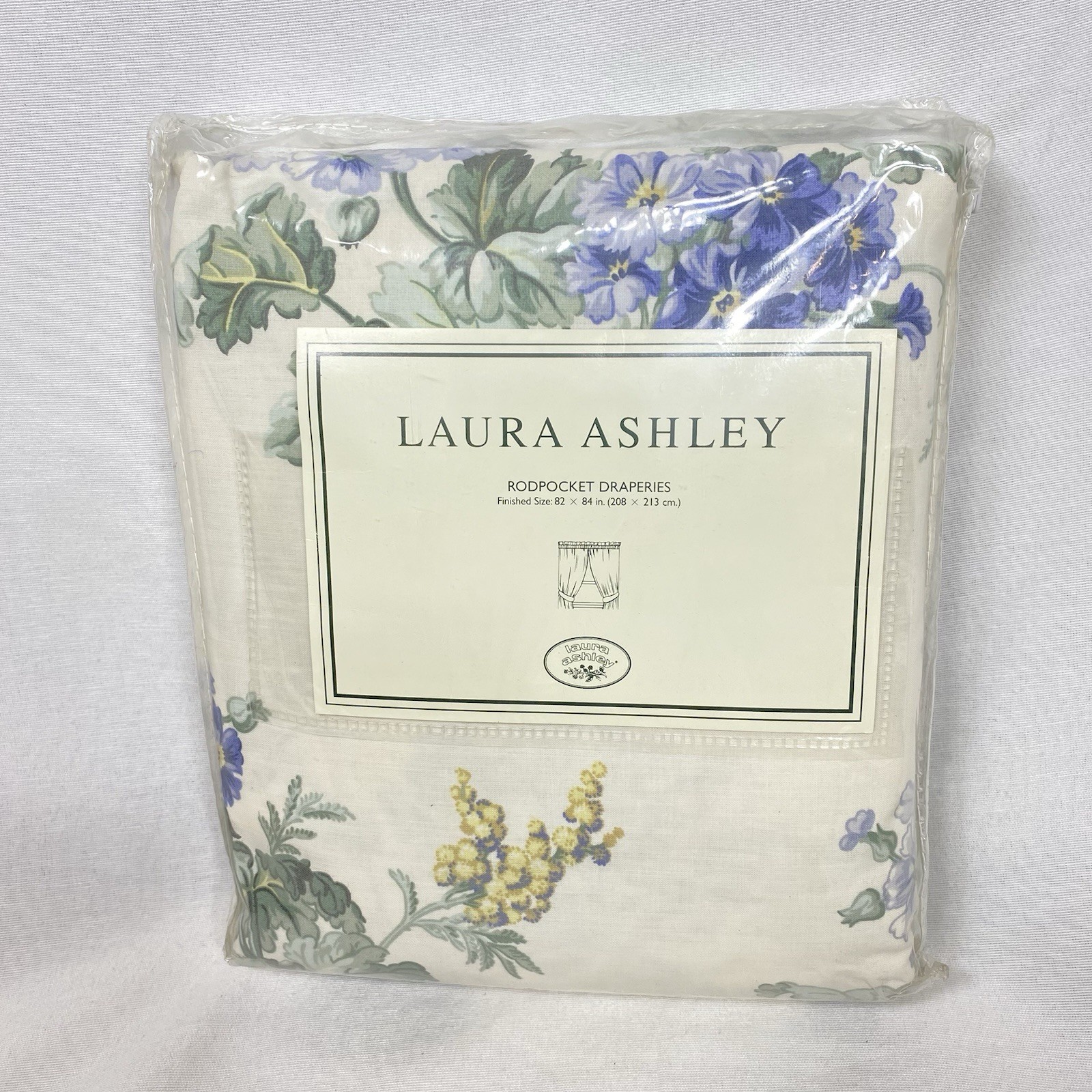 VTG NEW Pair LAURA ASHLEY Floral Draperies Curtains Josephine Pattern 82″x84″