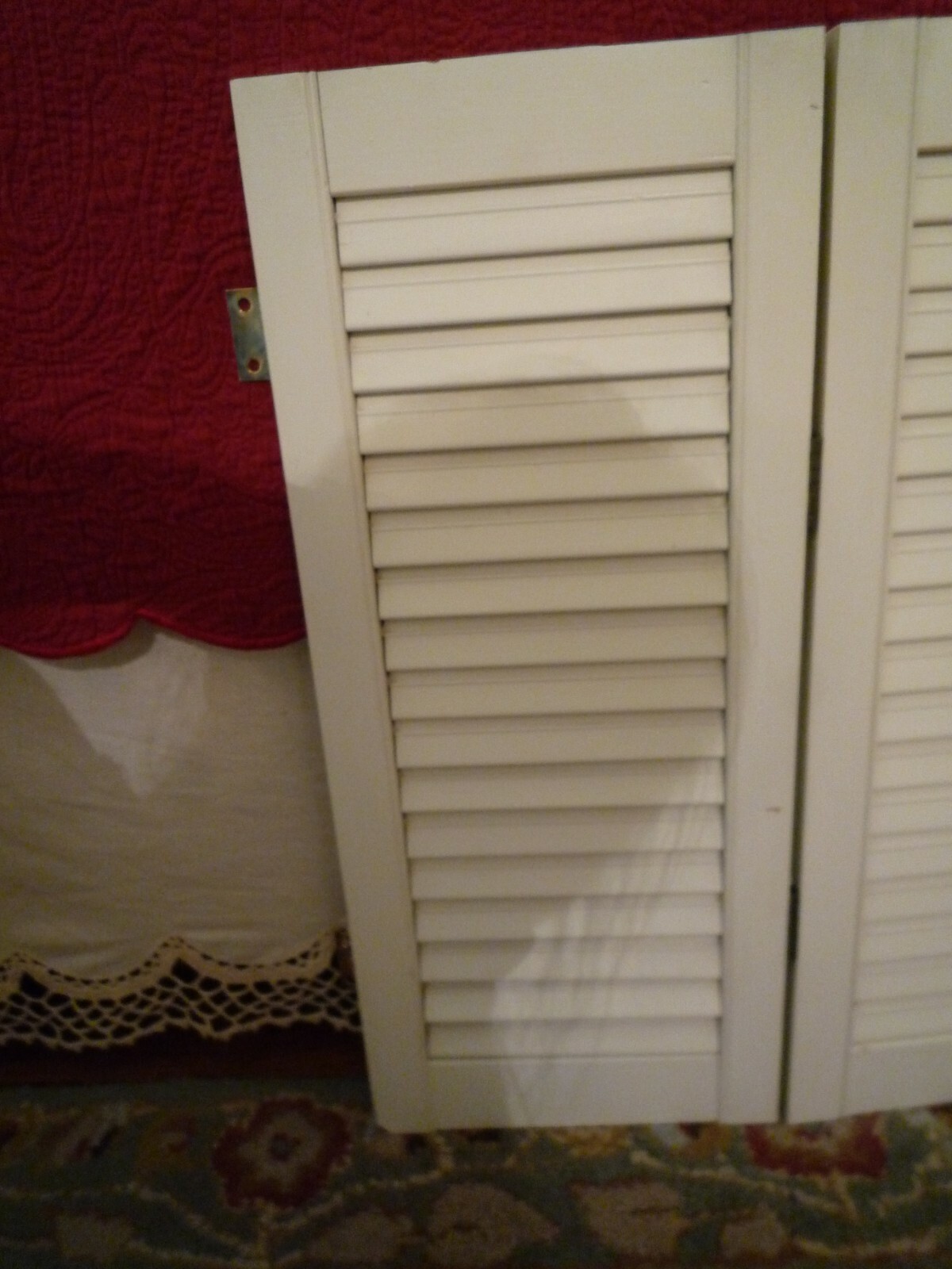 2 Wood Shutters Whitish Movable Slats Hinged Together Each One 20.5″ H x 8.75″W