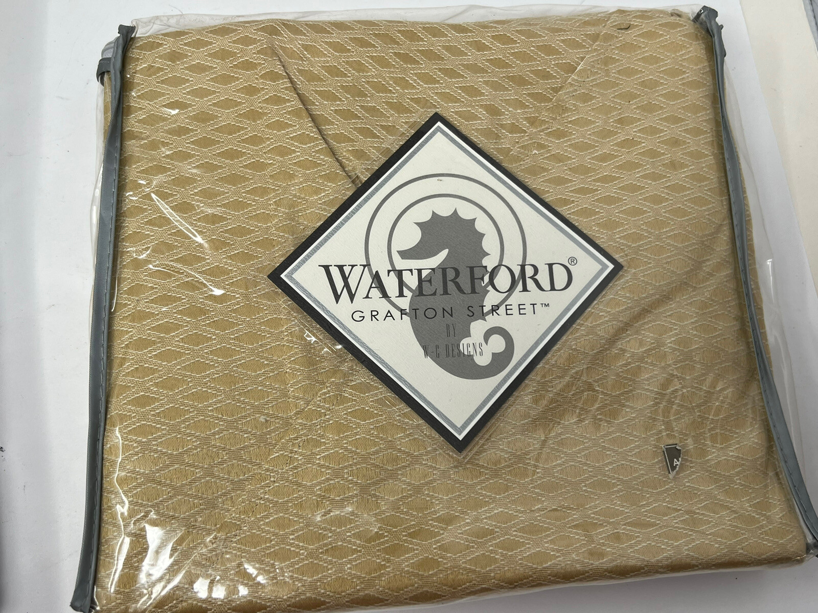 Waterford Luxury Window Gold Ascot Valance 40″x25″ New GS Castlemartin