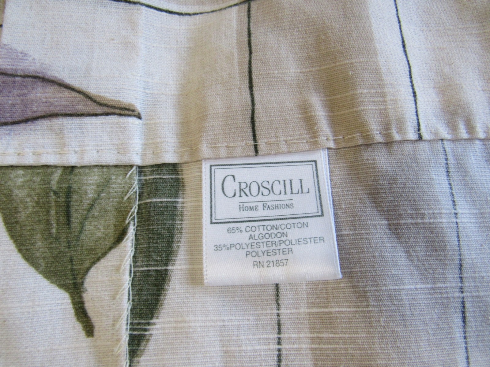 Croscill Valance Cotton/Poly 94″ by 14 1/2″ inches – flowers, leaves