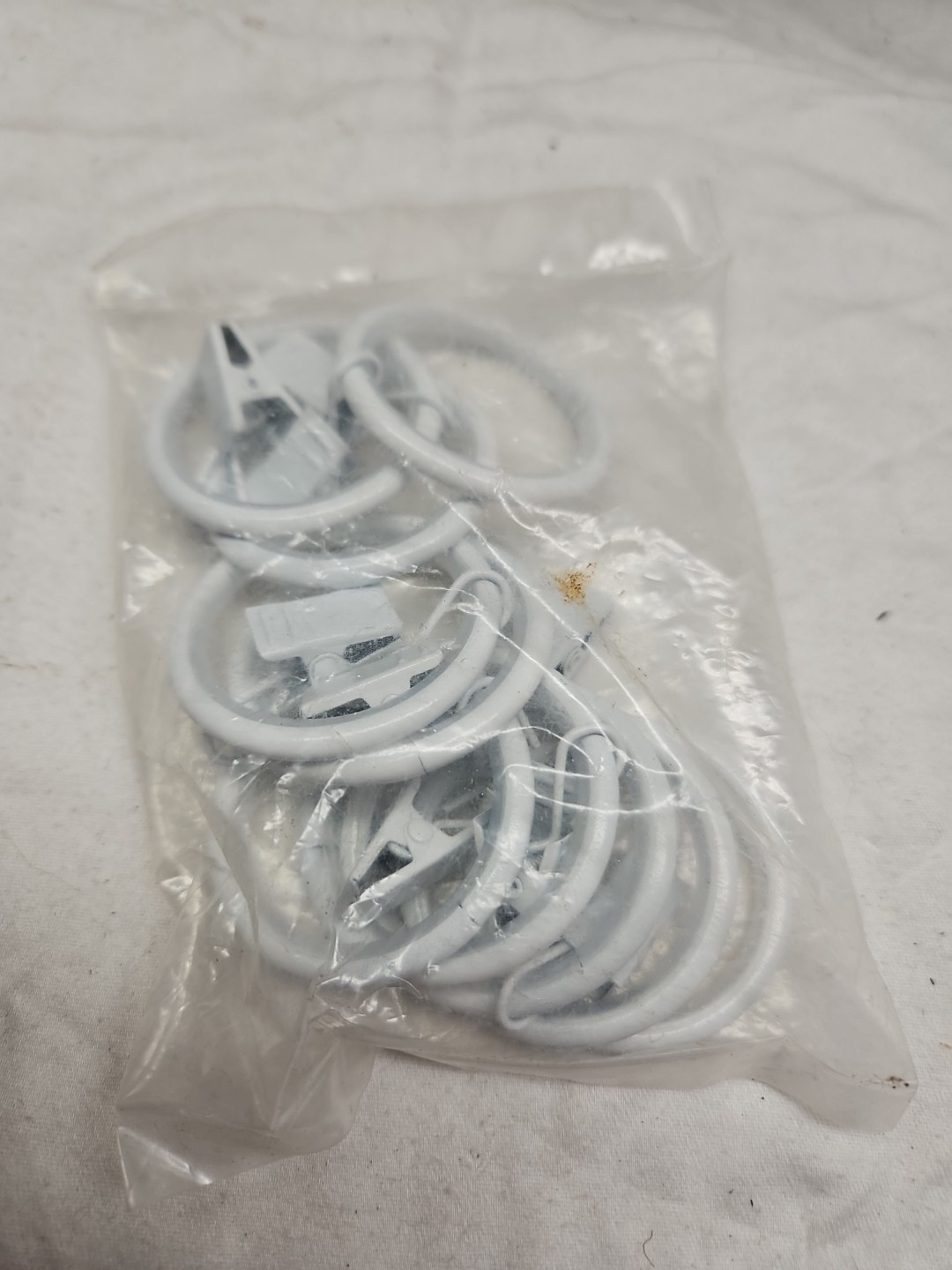 (10-Pk) Noise-Canceling Curtain Rings w/ Clips White 1-7/8″ DR37-01