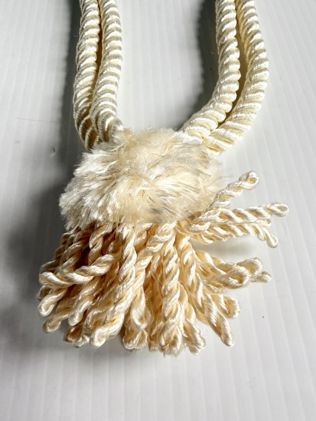 Set Of 2 Ivory Curtain Tie Backs Braided Rope w/ Tassels