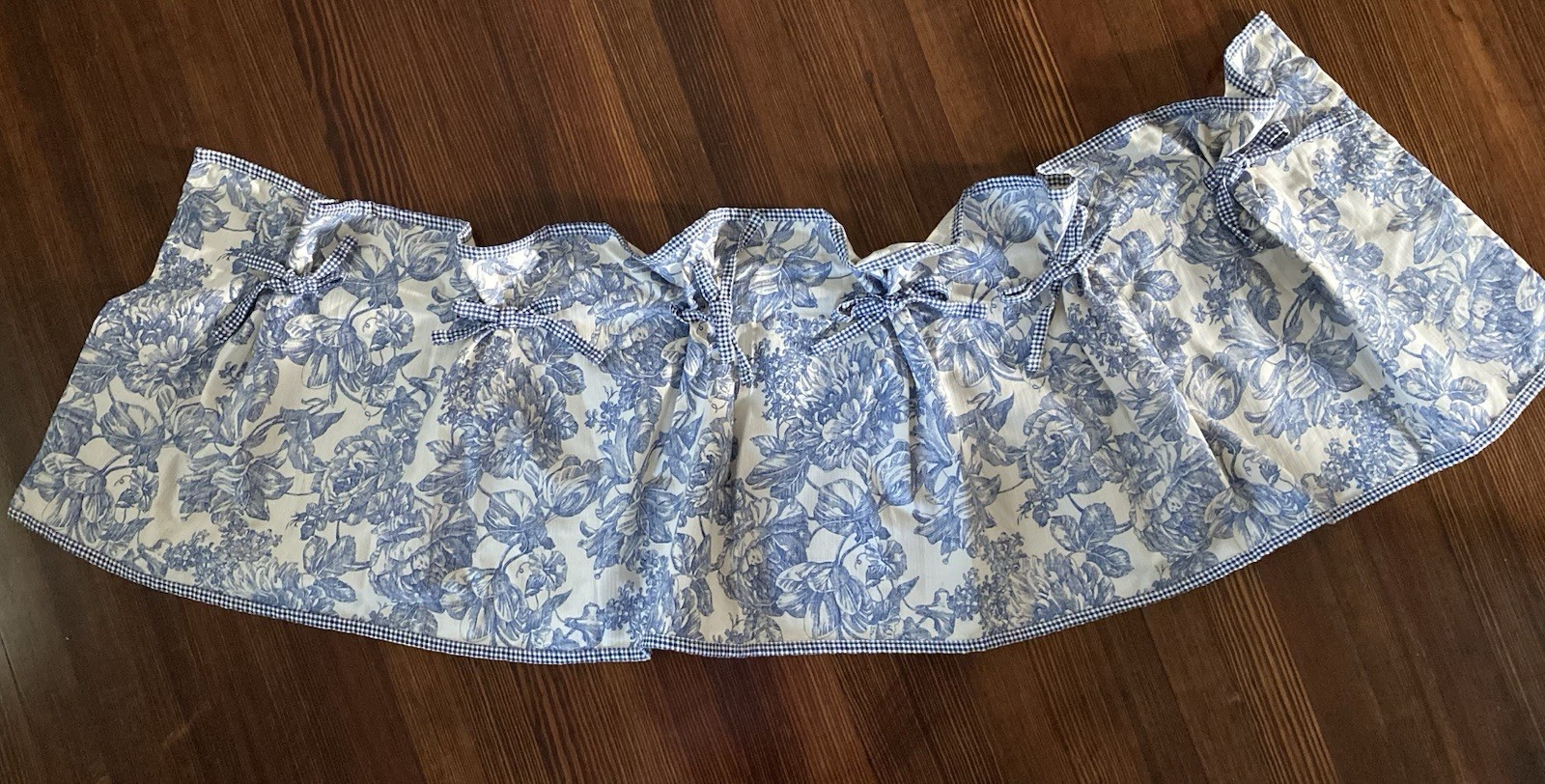 Waverly Garden Room ( 1 ) Blue Garden Toile Floral Gingham Window Valance W/Bows