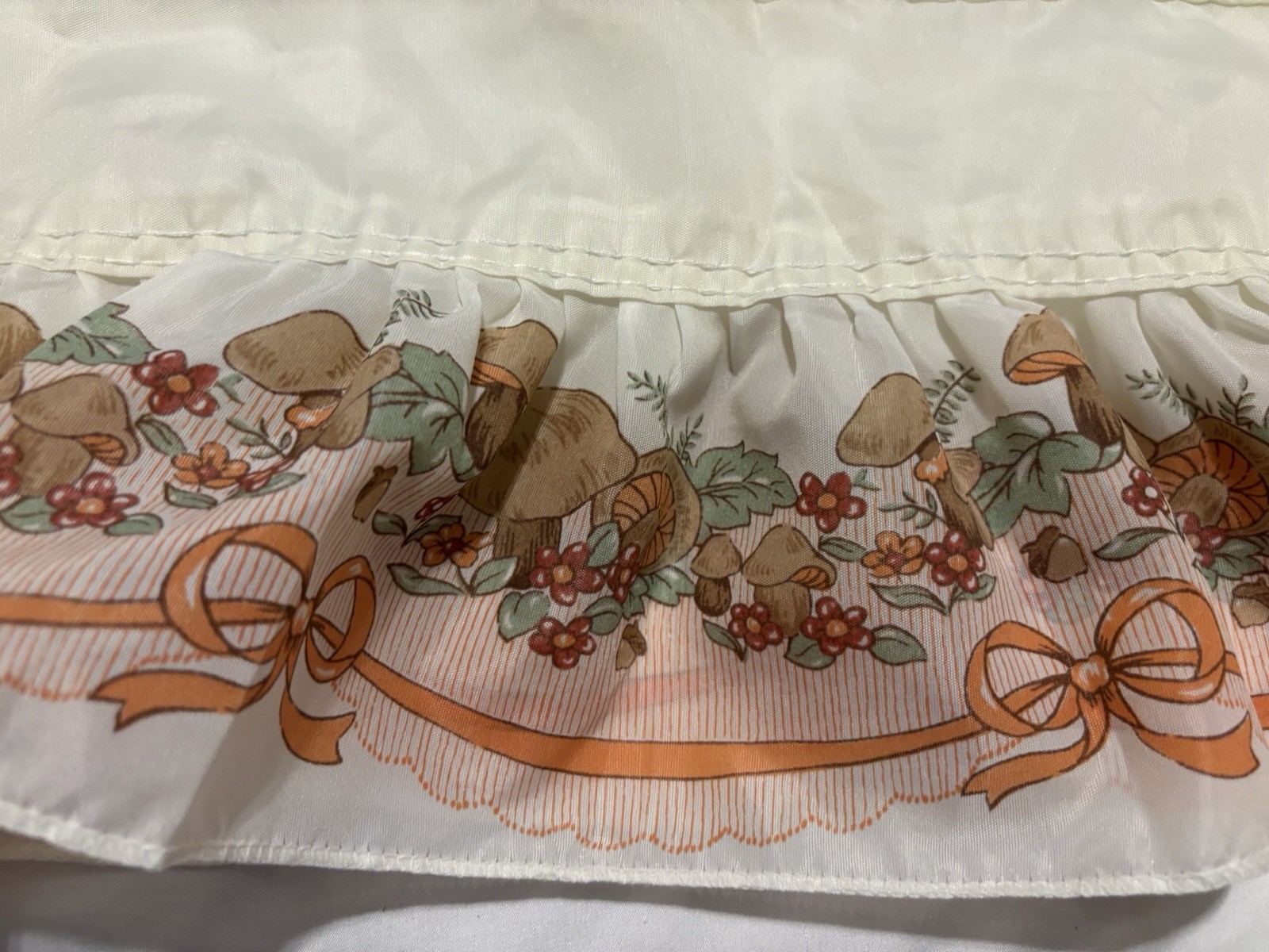 Vintage 70s Mushroom Valance Curtain Large 49” Woodland Cottagecore Ruffle USA