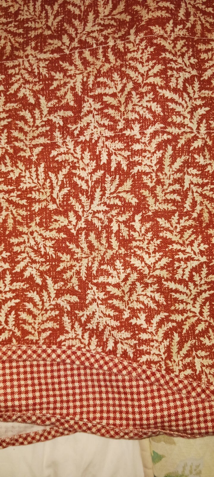 2 WAVERLY Fernwood Red Gingham Fern Toile Scalloped Valance Curtains 76 X 14 VGC