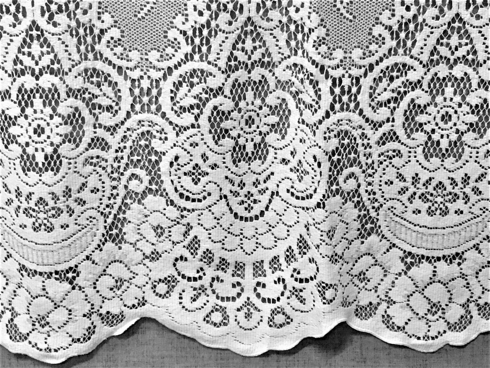 Floret White Cotton Blend Lace Tab Top Window Panel 60″ x 63″/84″ Bedroom