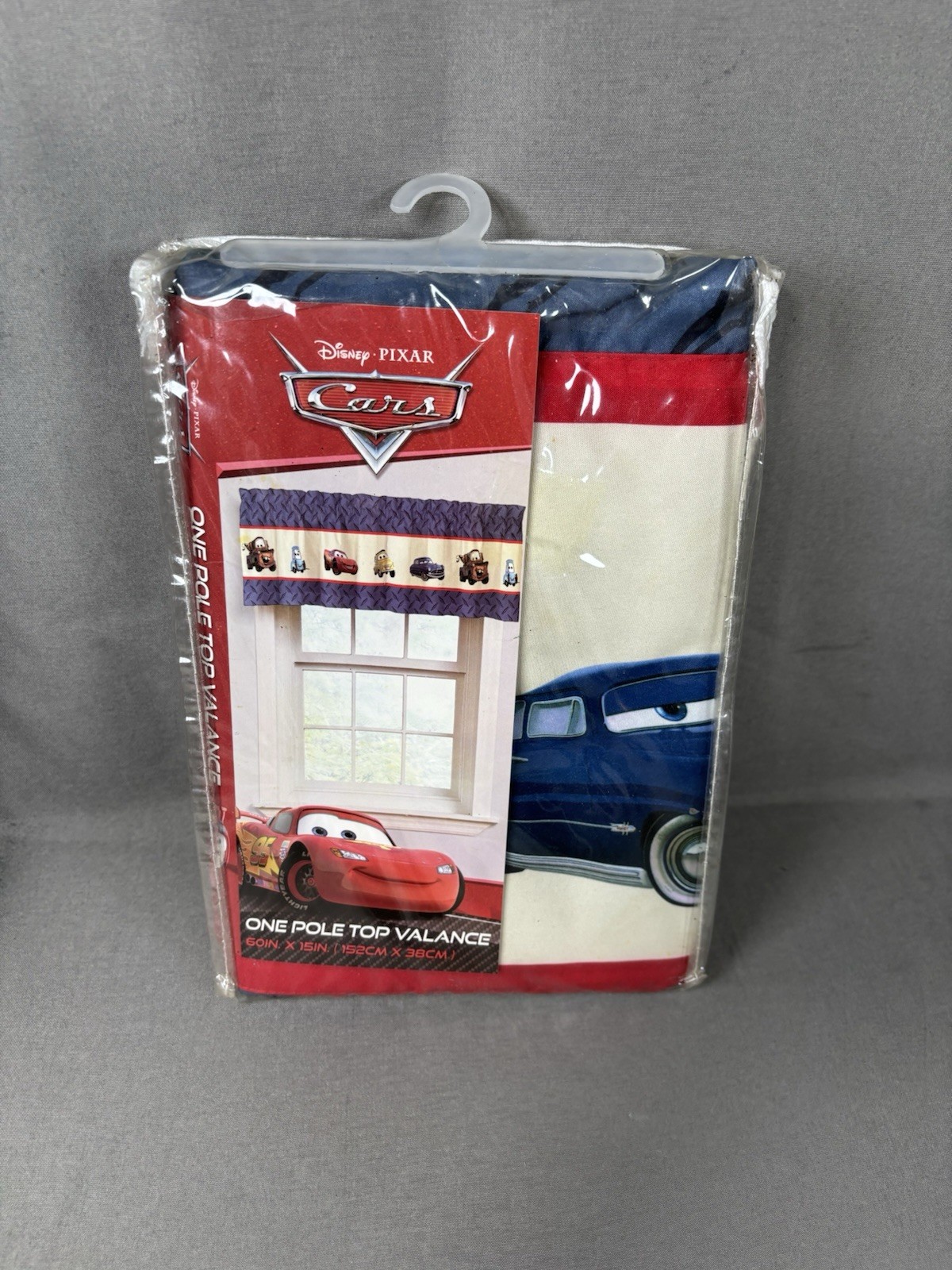 🔥Disney Pixar Cars Lightning McQueen Cars Line Up Pole Top Valance Curtain NEW