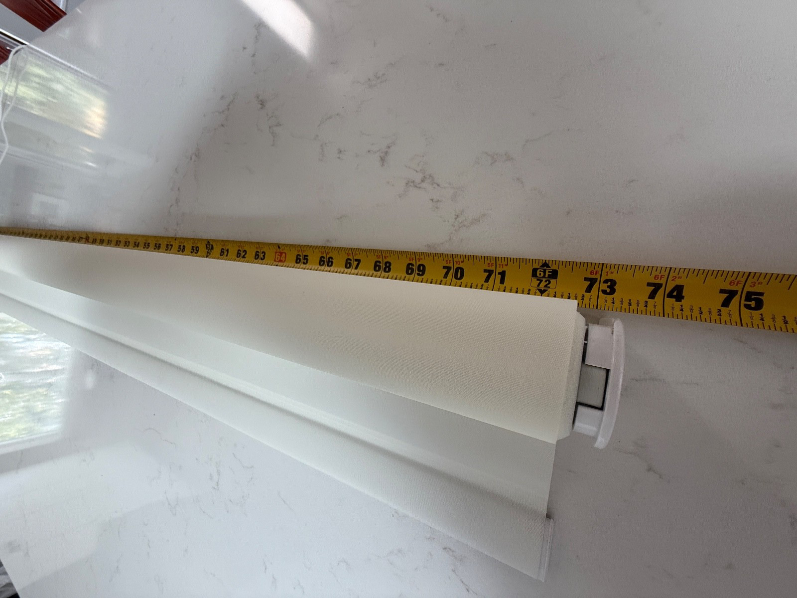 NEW Lutron Triathlon Motorized Roller Shade – 73 1/8″ W x 65″ H – White Fabric
