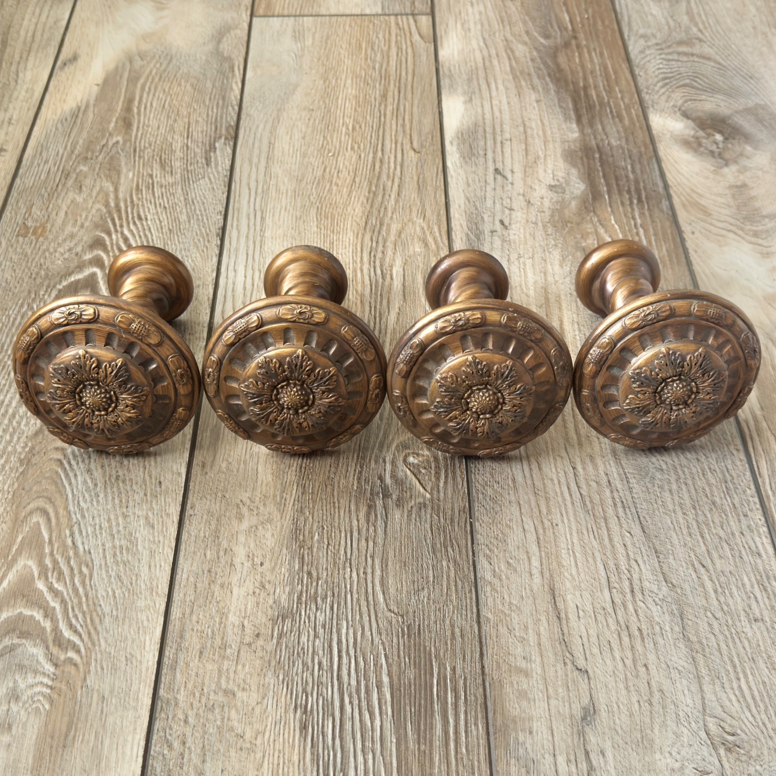 Ornate Curtain Tie Back Holders Flower Leaf Medallion Drapery Wood Look Lot of 4