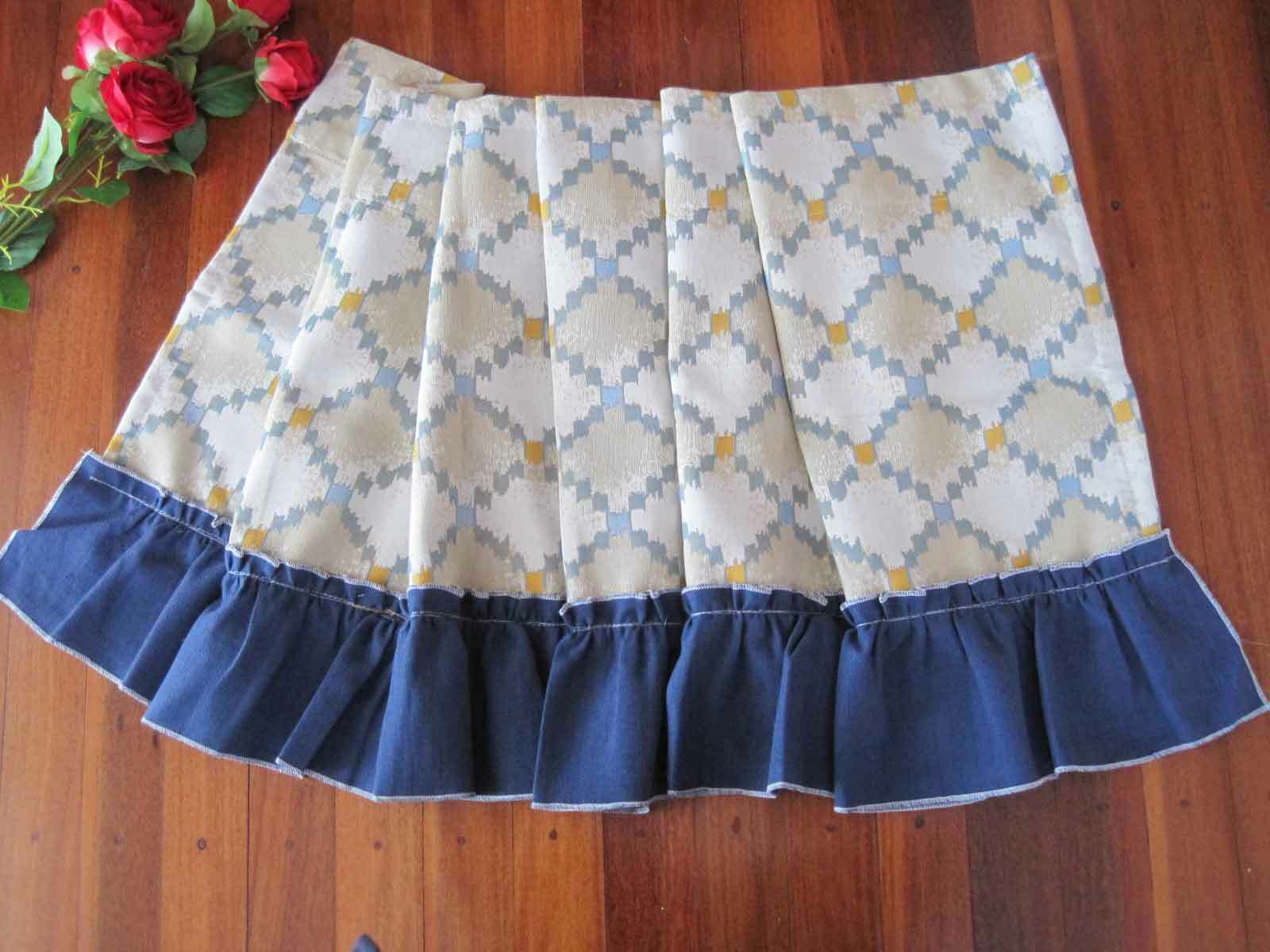 Euro Style Chic Diamond Design Elegant Wide Blue Frill Border Café Curtain