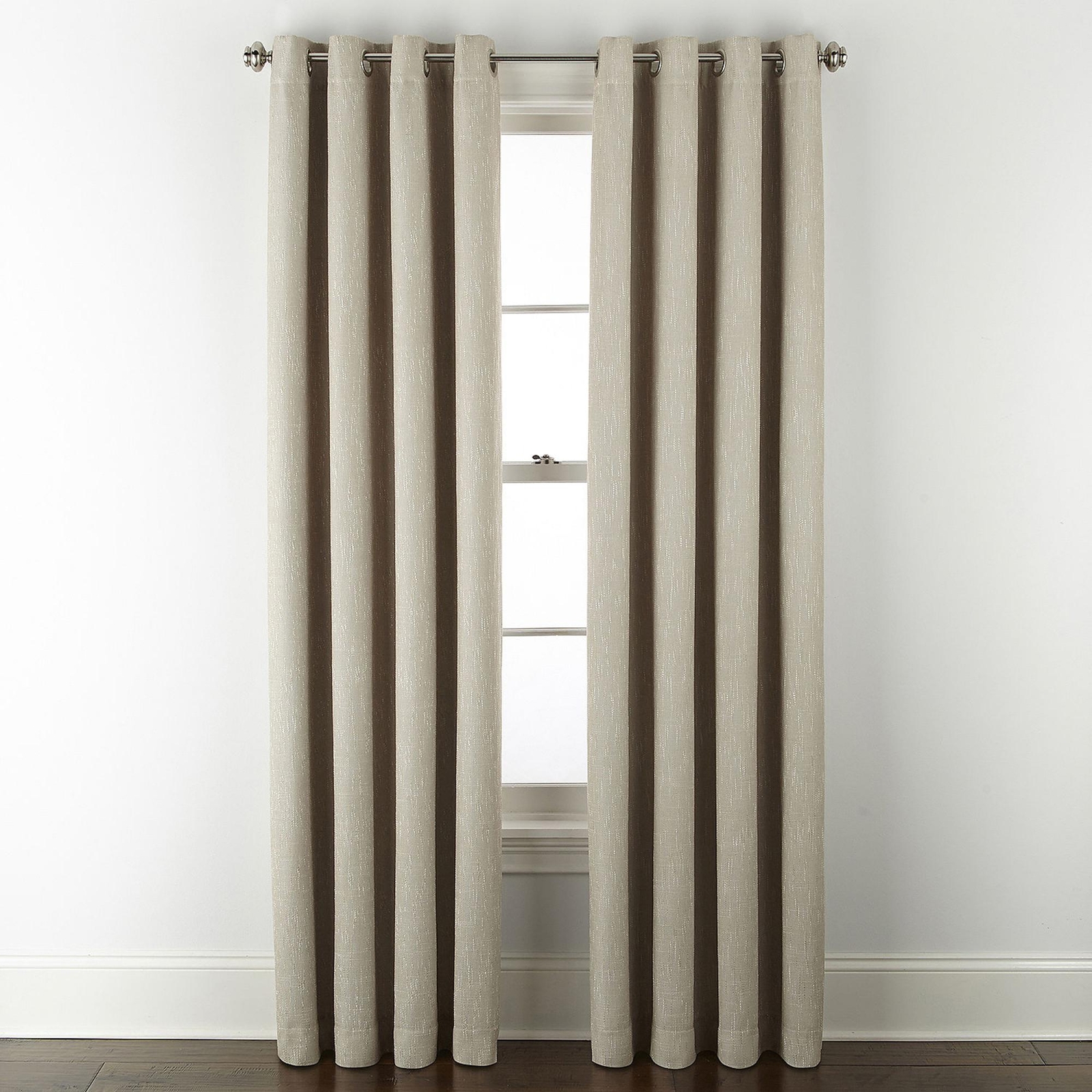 Linden Street Bayshore Saving Grommet Top Single Curtain Panel Oxford 50″ x 95″