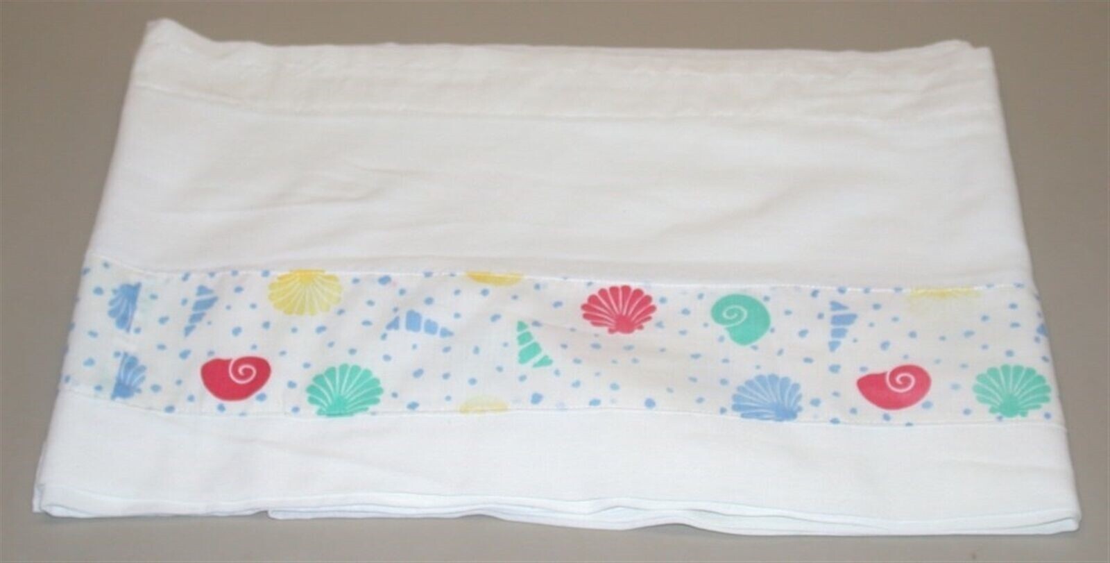 (1) Decorative Valance w/ Seashell Border ~ White Multi ~ 11″ L x 142″ W
