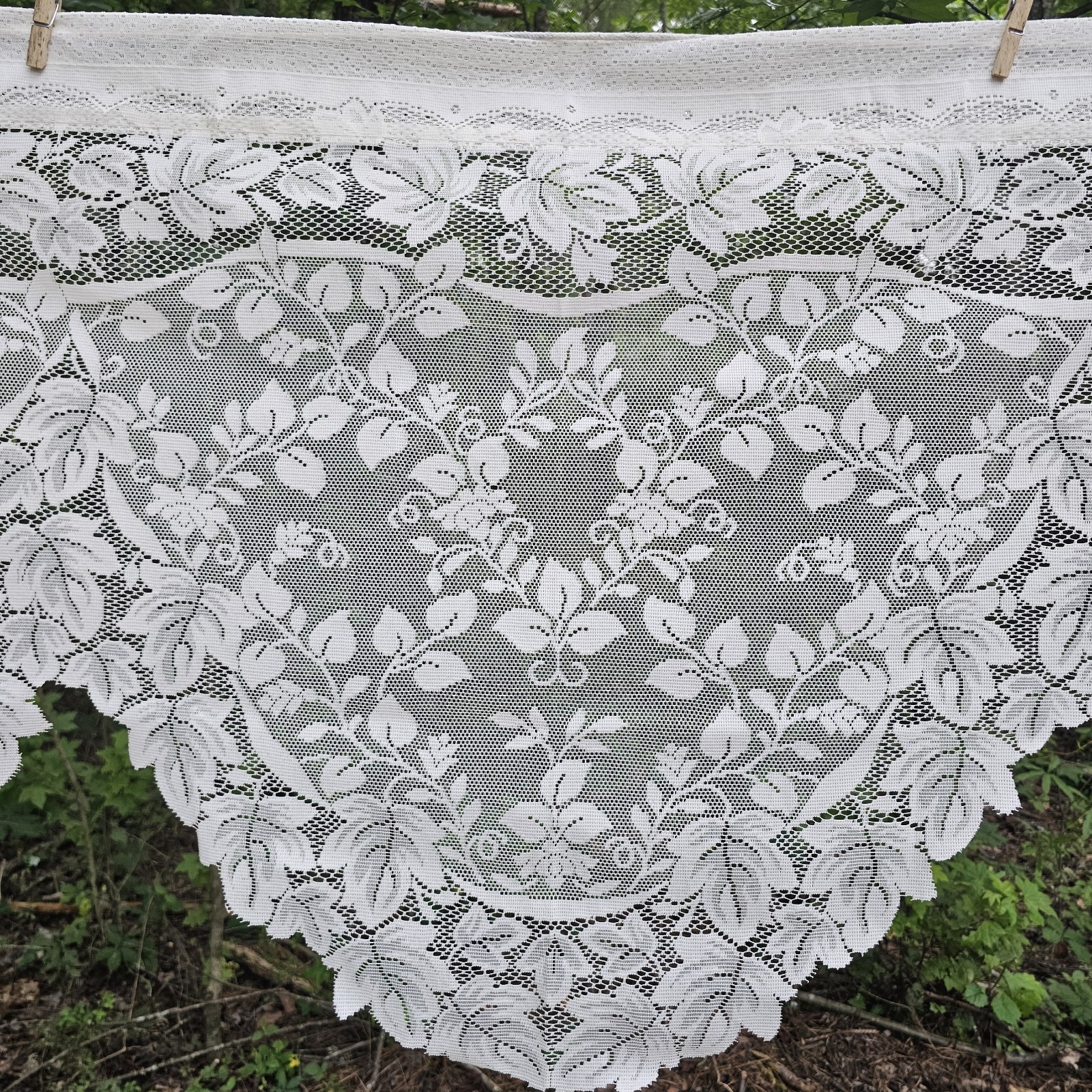 Vintage Ivory White Floral Lace Curtain Valance Scalloped Edge USA 70 x 36