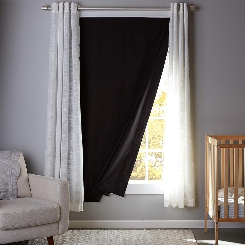 Portable Insulating Blackout Curtain Noise Reduction Customizable Fit Easy Clean