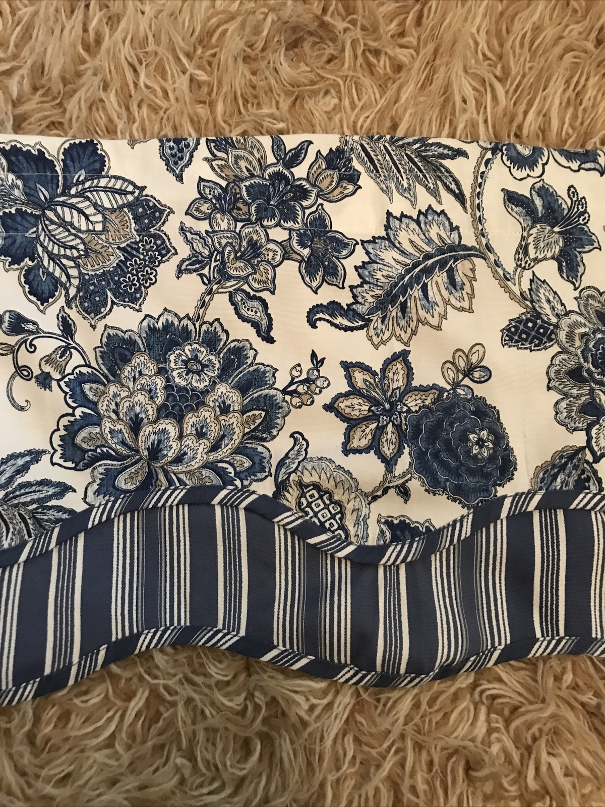 Traditions by Waverly Floral Scallop Window Valance Blue Cotton Blend 49”x17”