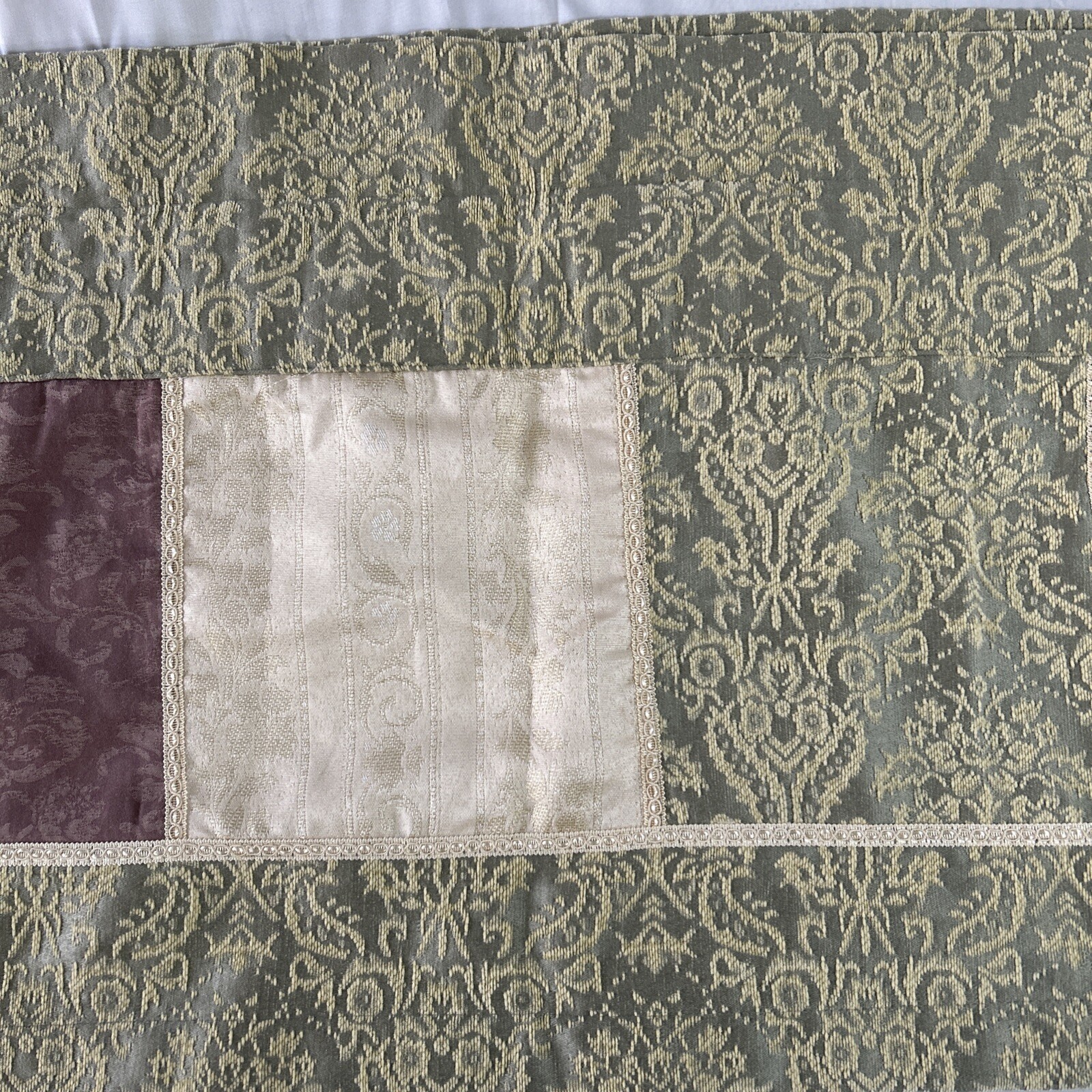 CROSCILL HOME Valance Patchwork Quilt/Tapestry Design 88″x17″ RN21857