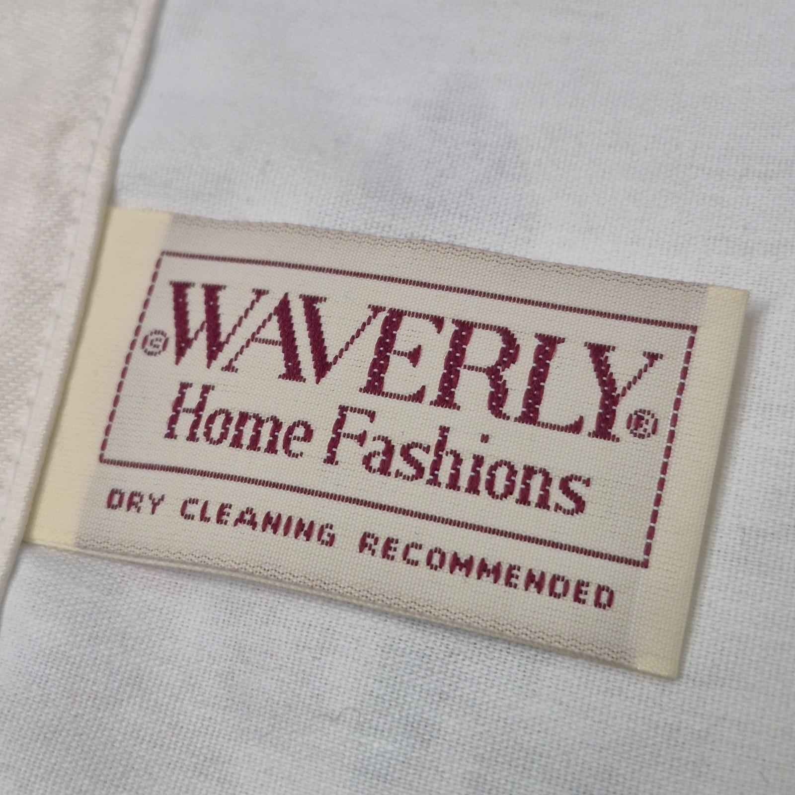 VTG Waverly “Pleasant Valley” Rectangular Valance Country Cottage Farmhouse 74″