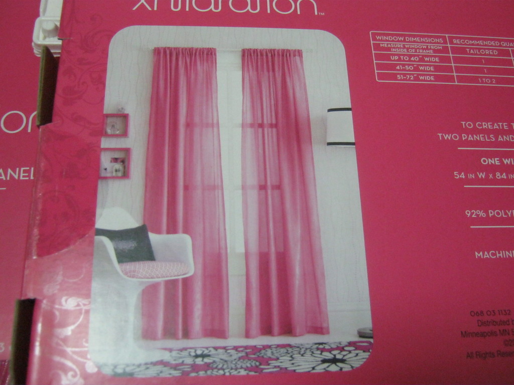 New XHILARATION LUREX 1 WINDOW PANEL 54×84 ~ Pink with Silver METALLIC Stripe